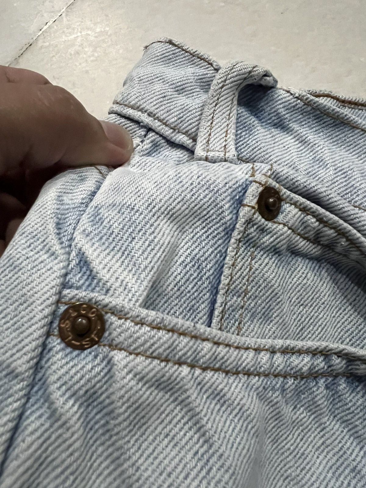 Levi's × Levi's Vintage Clothing VINTAGE 90’s LEVIS 550 ORANGE TAG LIGHT WASH JEANS Size US 30 / EU 46 - 9 Thumbnail