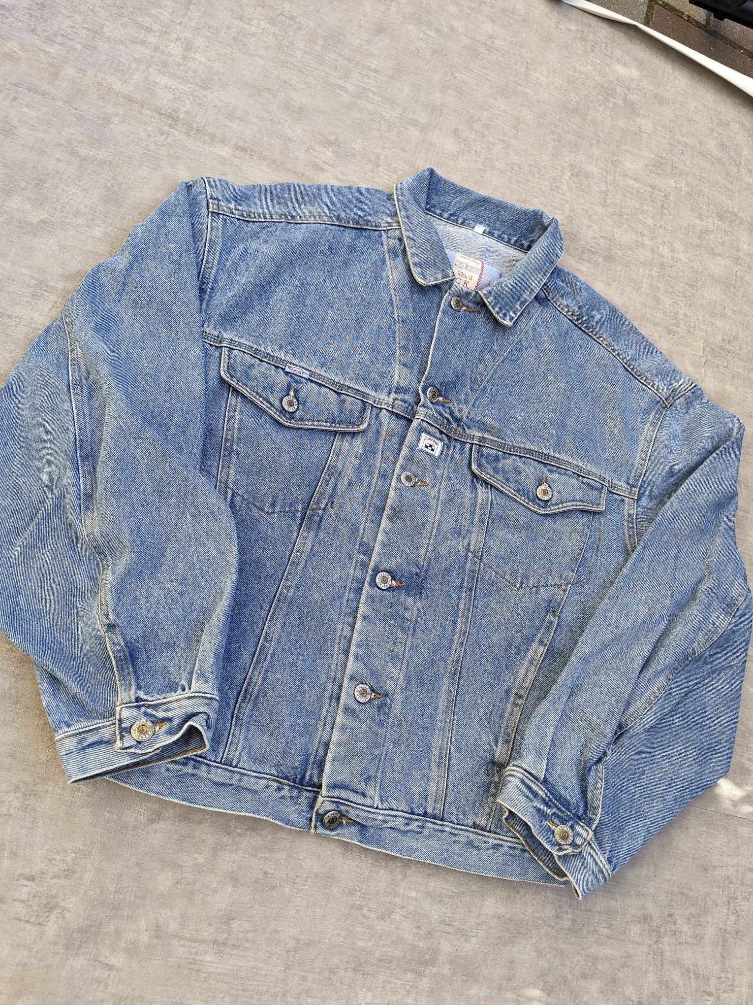 Vintage boxyfit vintage denim jean trucker jacket oversize Size US XL / EU 56 / 4 - 2 Thumbnail