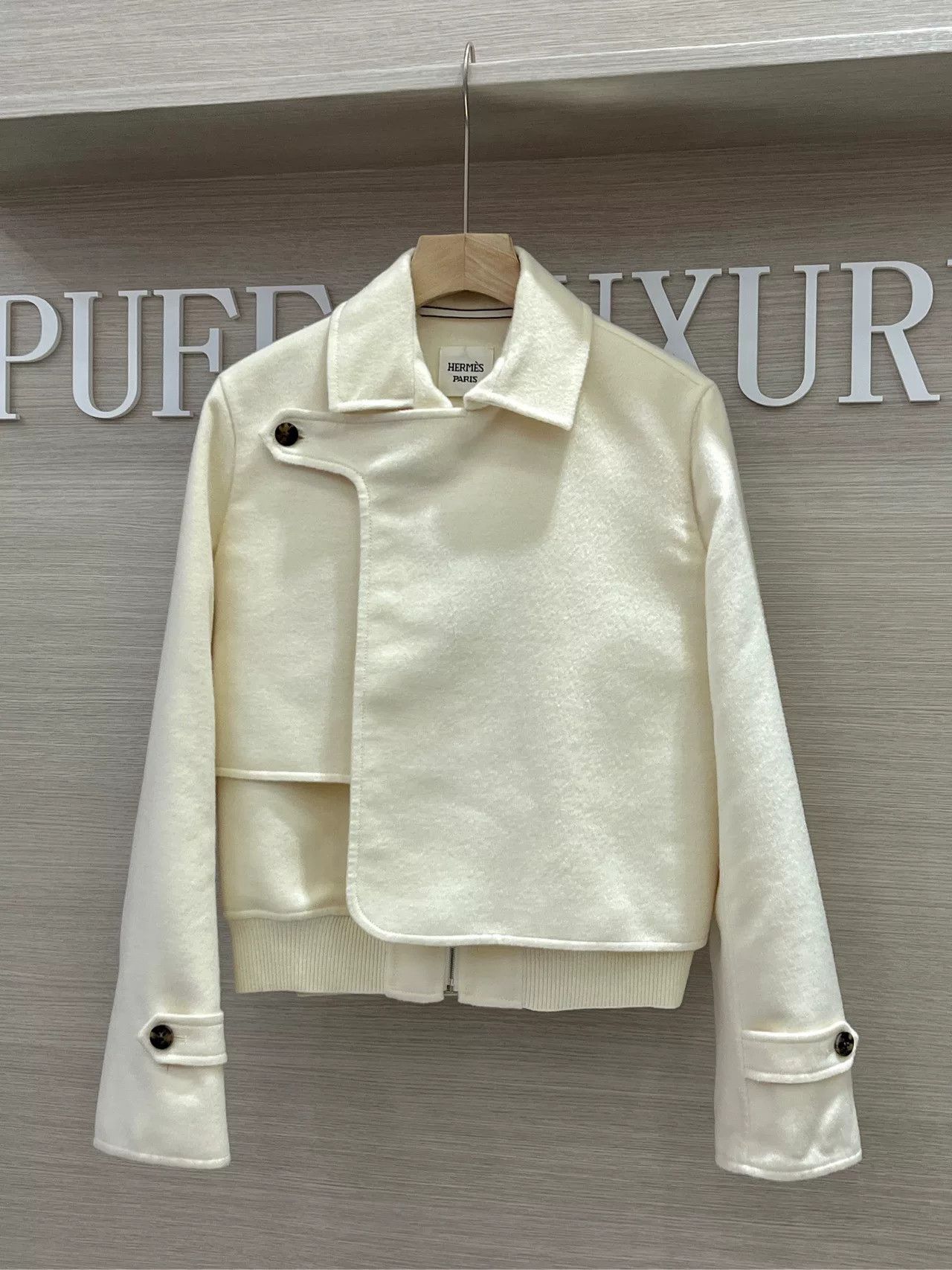 Hermes Cashmere Beige Casual Short Coat