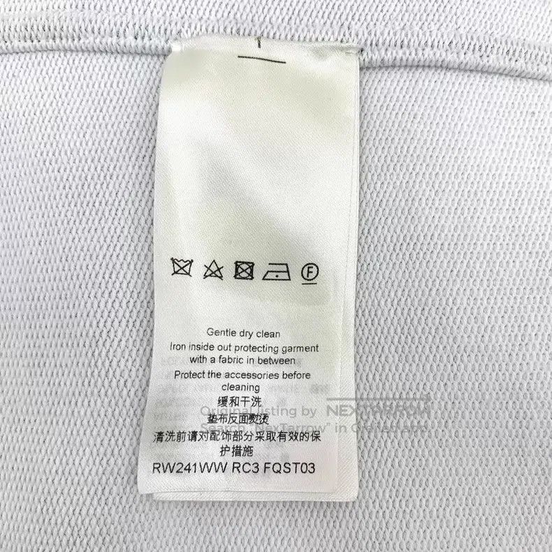 Louis Vuitton Louis Vuitton 24 dark blue logo full print cotton hooded d Size US S / EU 44-46 / 1 - 7 Thumbnail