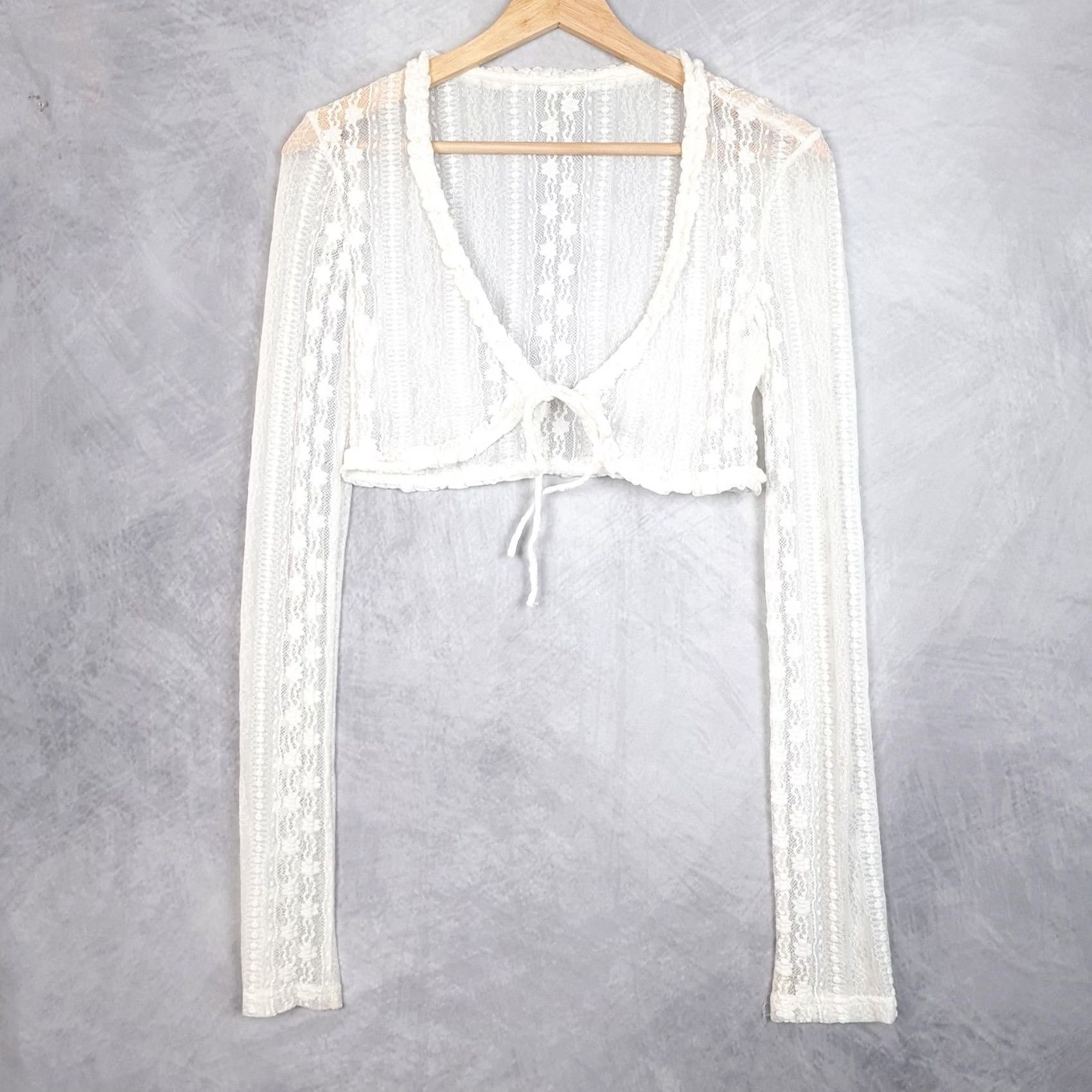 Vintage Tiger Mist Top Womens XS White Floral Lace Sheer Cropped Tie Front Size XS / US 0-2 / IT 36-38 - 4 Thumbnail