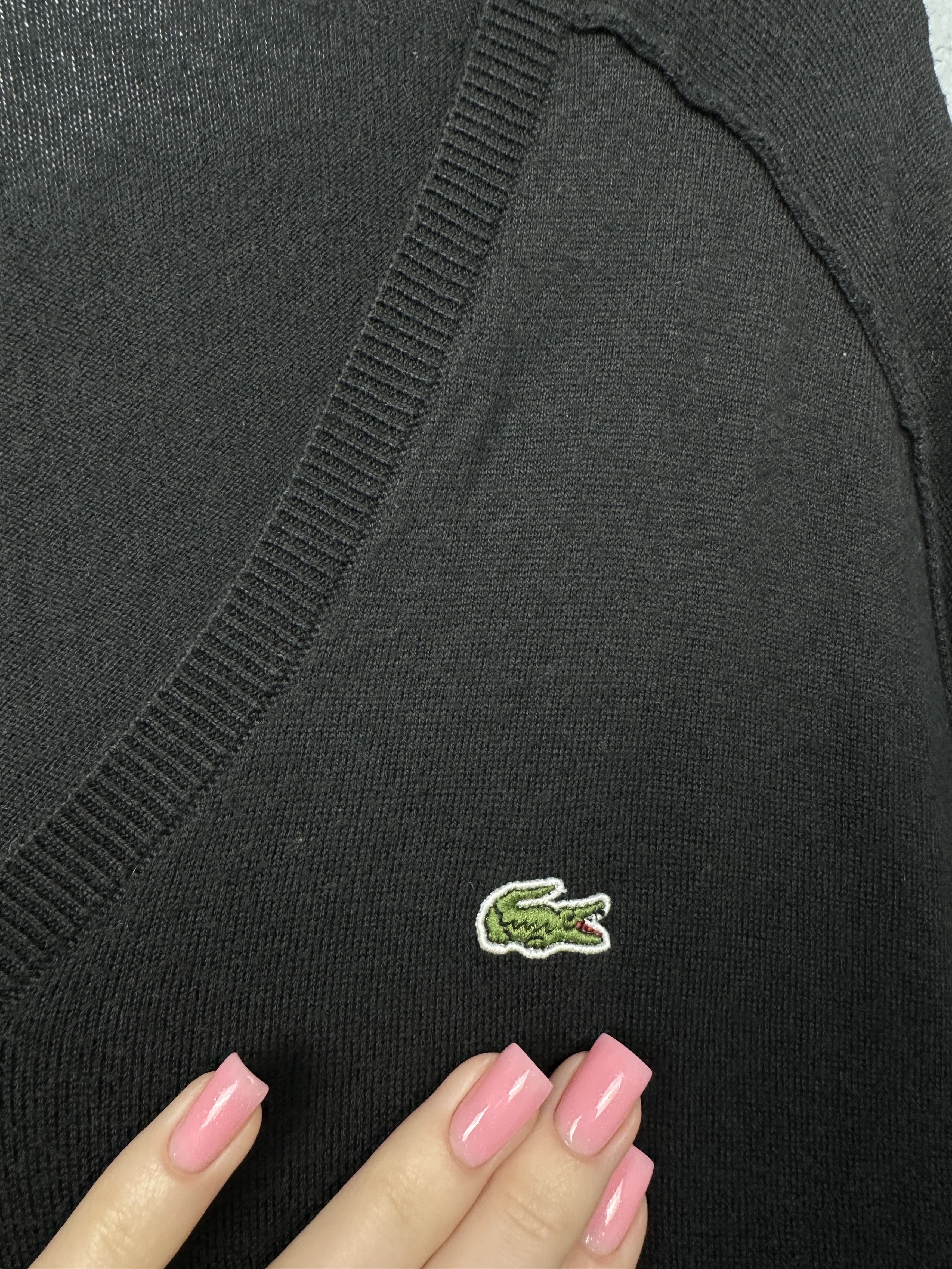 Lacoste Lacoste Vintage Mens V-Neck Sweater Size US M / EU 48-50 / 2 - 3 Thumbnail