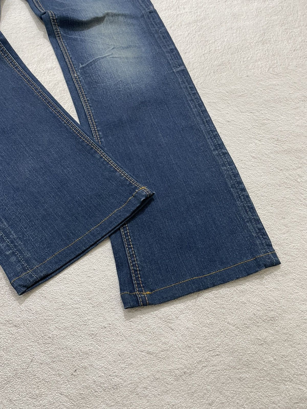 Japanese Brand 2000s Buckaro Distressed Blue Denim y2k Size US 29 - 5 Thumbnail
