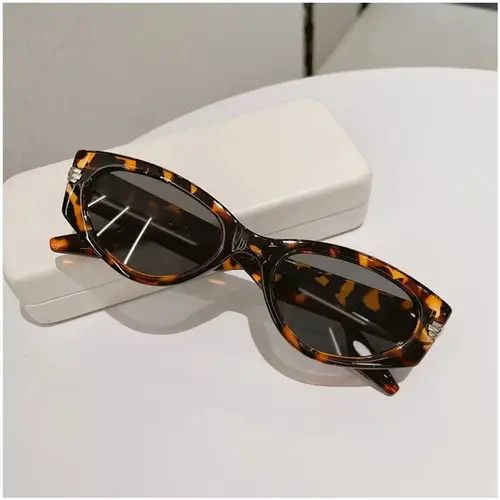 Vintage Retro punk sunglasses Size ONE SIZE - 1 Thumbnail