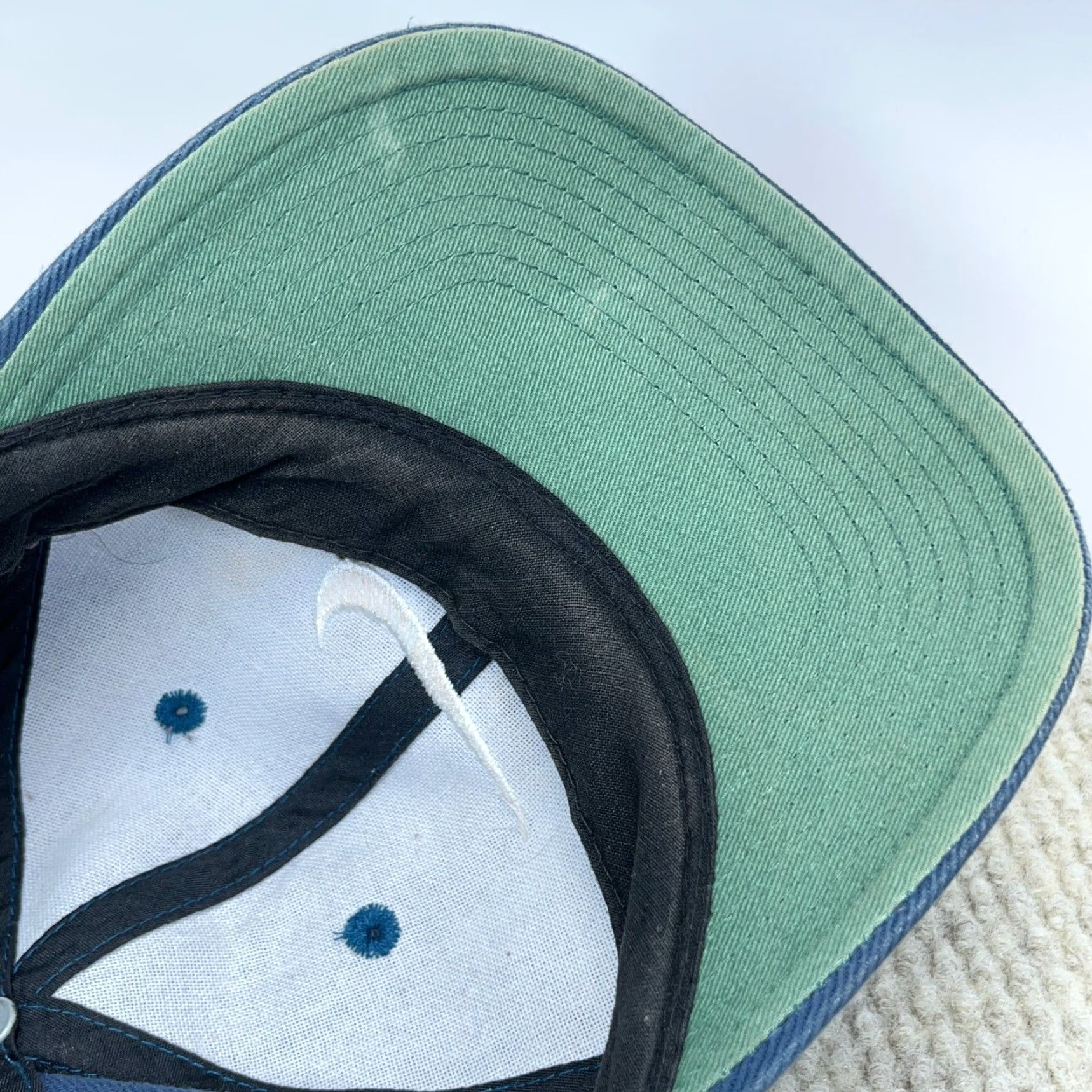 Nike Vintage Nike Hat Cap Snap Back Blue White Center Swoosh 90s Y2K Faded Grunge Size ONE SIZE - 5 Thumbnail