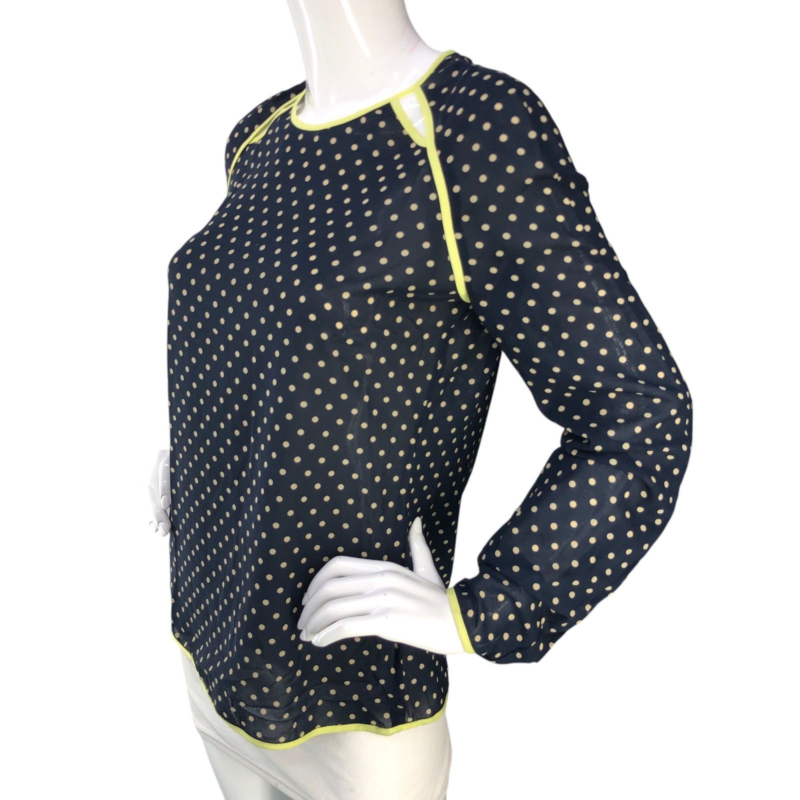 Adolfo Dominguez Adolfo Dominguez Size 38 US 6 Top Blouse Polka Dot Keyhole Size M / US 6-8 / IT 42-44 - 4 Thumbnail