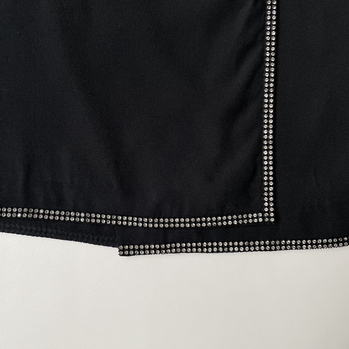 Maison Margiela S/S 09 ‘Sun Faded’ Rhinestone Edge Skirt Size 27" / US 4 / IT 40 - 9 Thumbnail