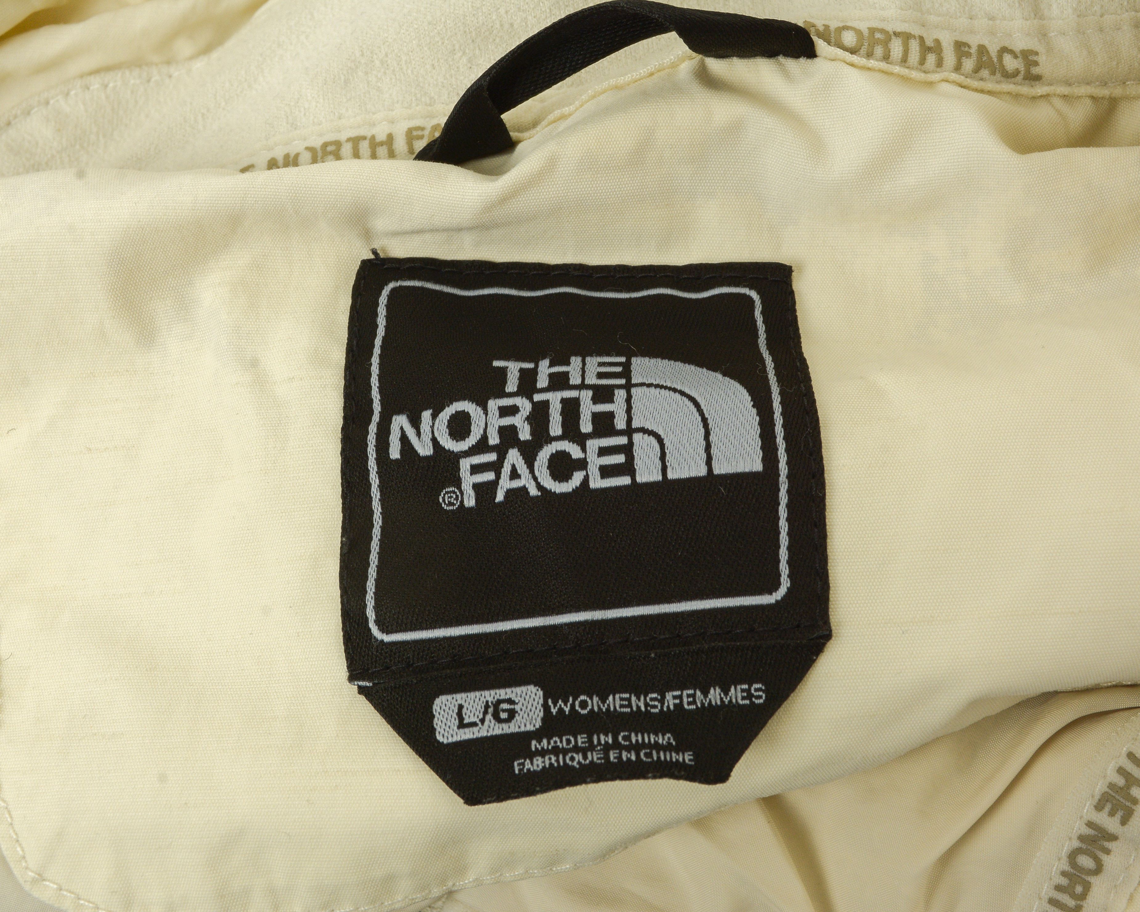 The North Face Hyvent Rain Coat L Jacket UK 16 Women's US 12 Nylon EU 44 Size L / US 10 / IT 46 - 4 Thumbnail