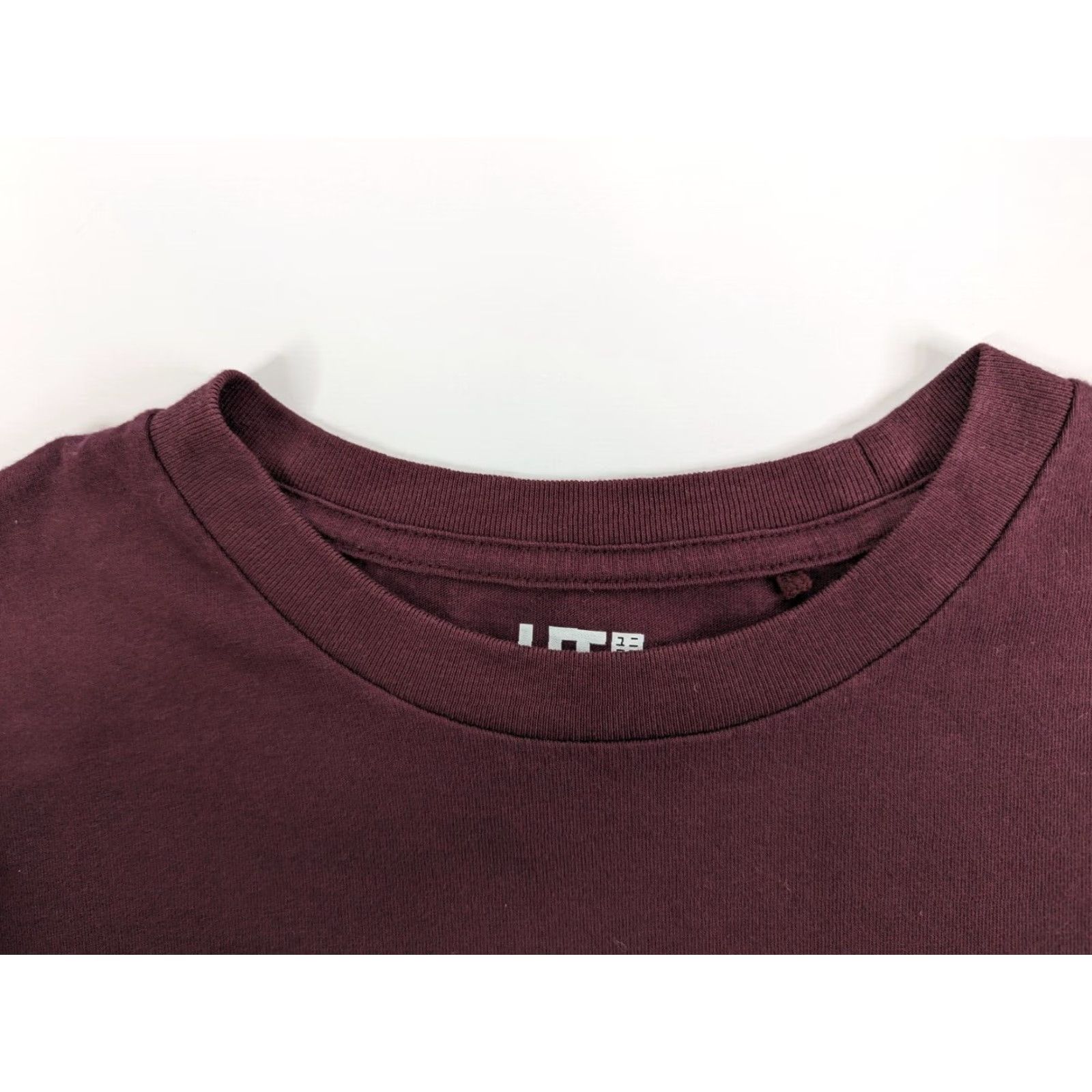 Uniqlo VINTAGE Uniqlo T-Shirt Dragon Ball Maroon XS Men Short Sleeve Halloween AARRGGGHHH!!! Dragon Ball Super Broly Mens XS Maroon T-Shirt Size US XS / EU 42 / 0 - 7 Thumbnail