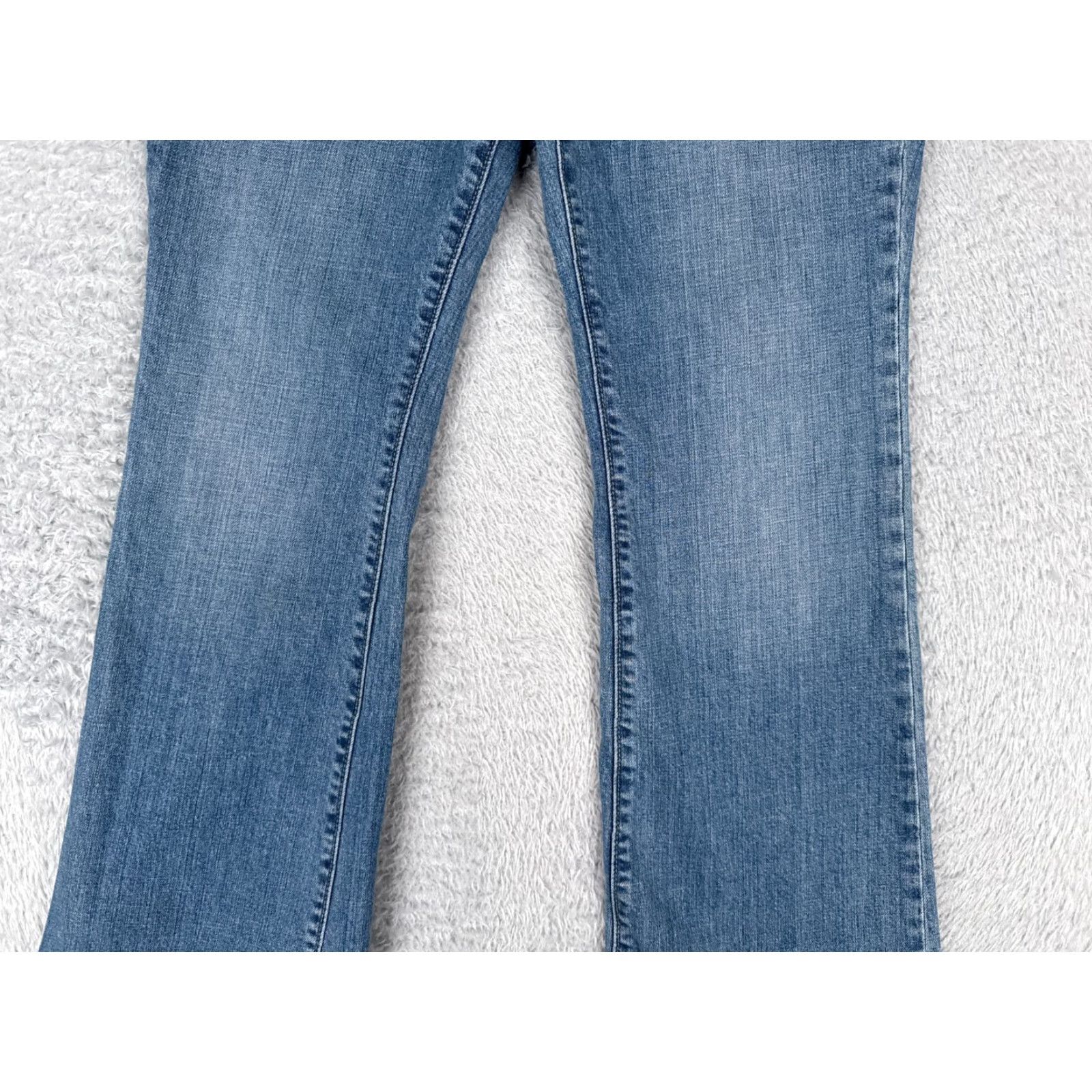 Gap GAP Jeans Womens 6 Blue Denim Flared Light Wash 29x27 Regular Stretch City 5-Pocket Womens Jeans Size 28" / US 6 / IT 42 - 3 Thumbnail