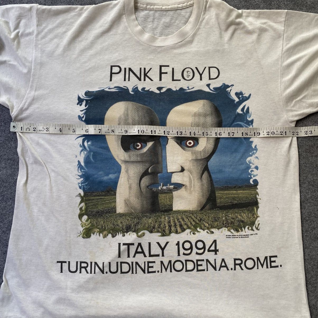 Pink Floyd Vintage 90s Pink Floyd "The Division Bell" Tour T-shirt Size US L / EU 52-54 / 3 - 7 Thumbnail