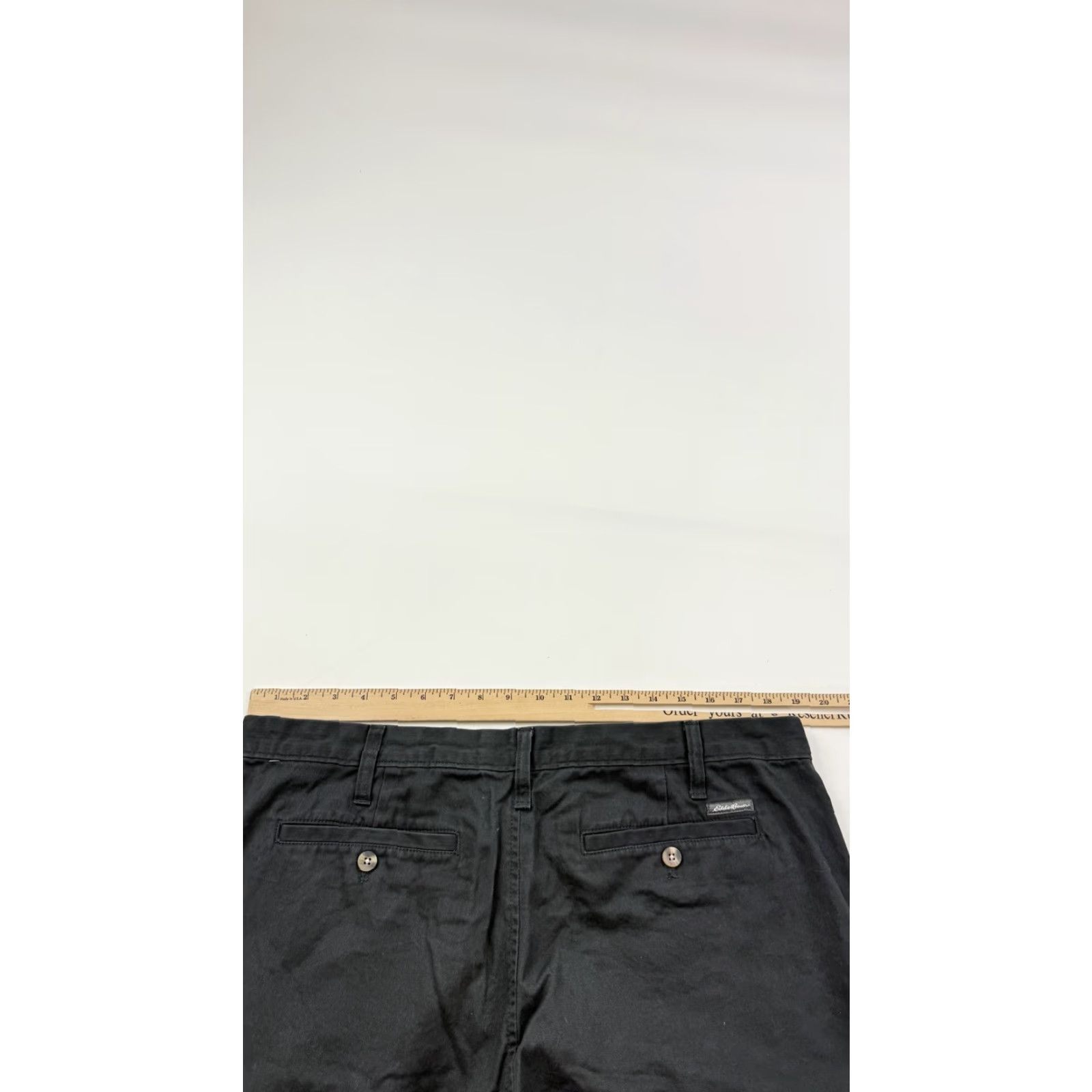 Eddie Bauer Eddie Bauer Shorts Mens 38 Black 100% Cotton Chino Flat Front Casual Walking Size US 38 / EU 54 - 7 Thumbnail