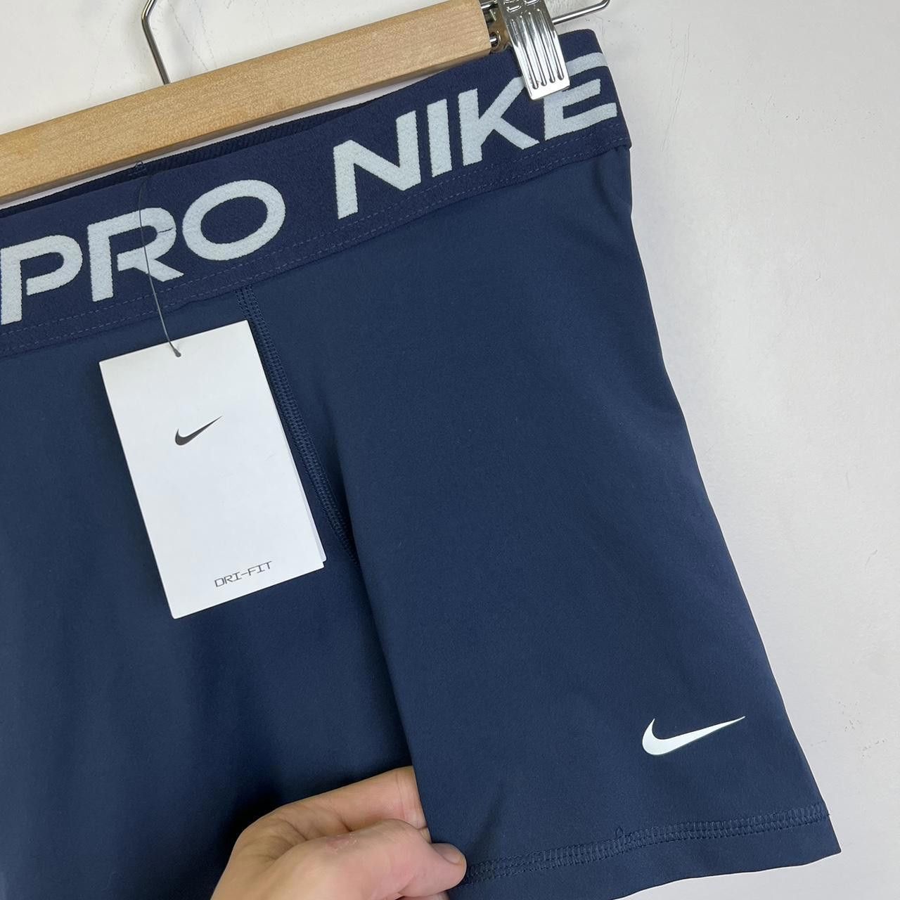 Nike Nike Pro Dri-FIT Women's Performance Shorts - New with Tags Size 28" / US 6 / IT 42 - 2 Thumbnail