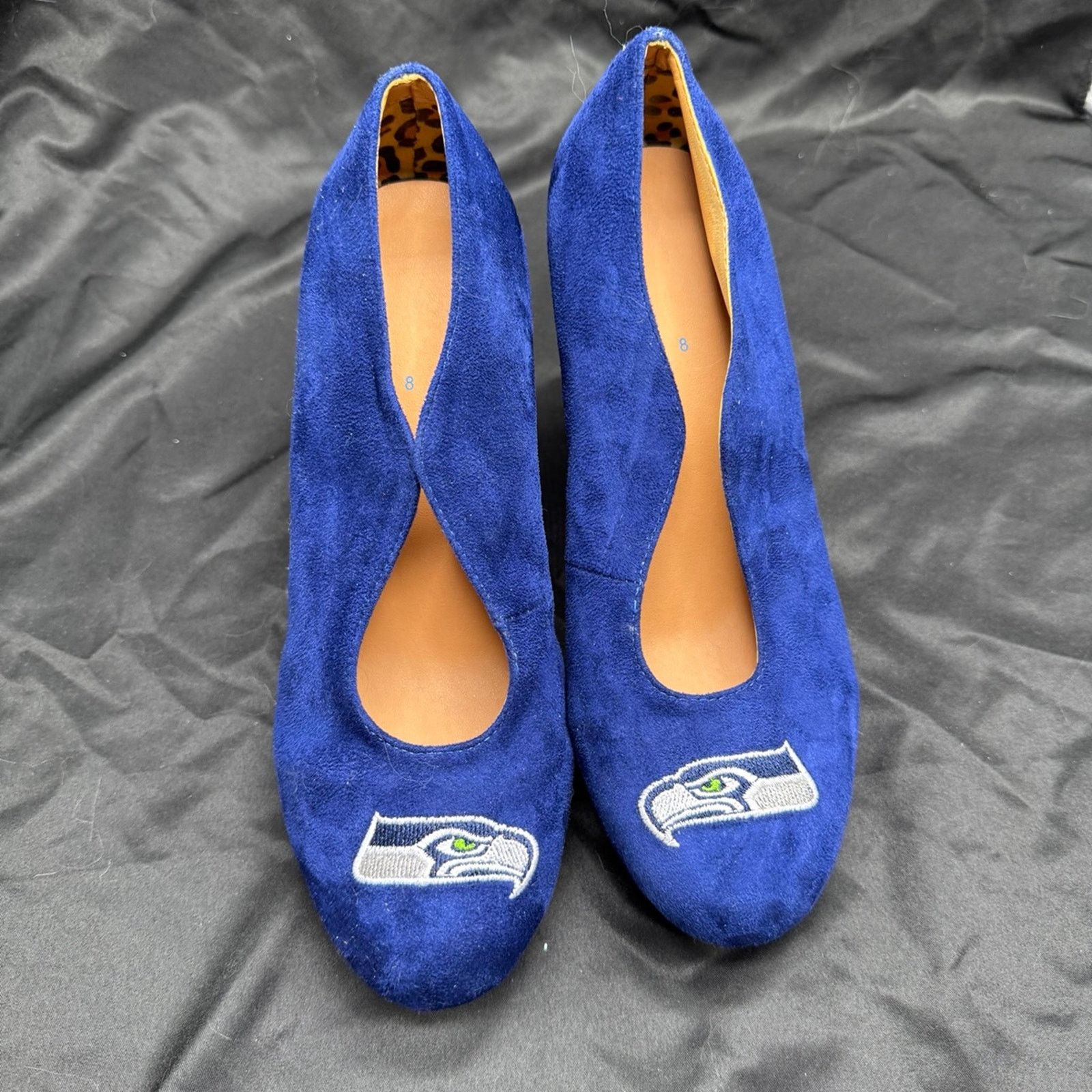 NBDN Nobrandedon Woman’s Seattle Seahawks wedge shoes Size US 8 / IT 38 - 2 Thumbnail