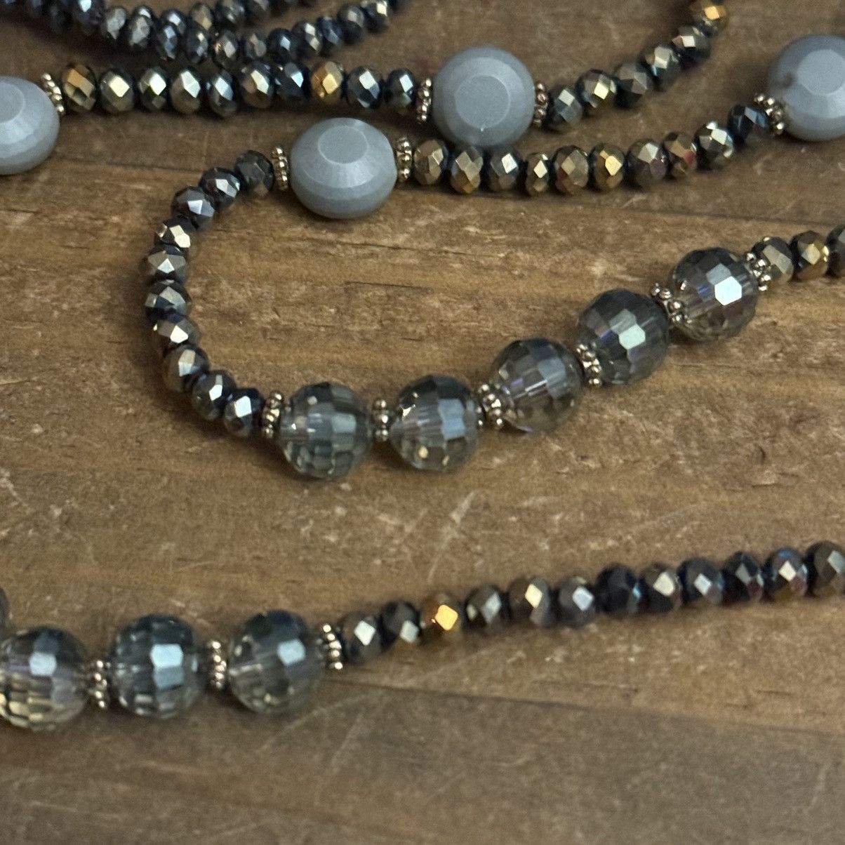 Other Long iridescent bead hammered pendant necklace Size ONE SIZE - 5 Thumbnail