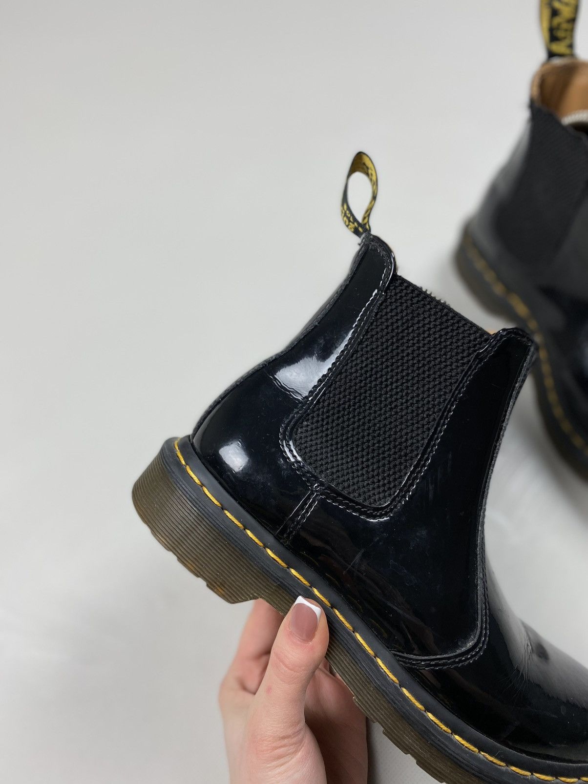 Dr. Martens Dr. Martens 2976 ladies leather Chelsea boots shoes size 37 Size US 6 / IT 36 - 3 Thumbnail