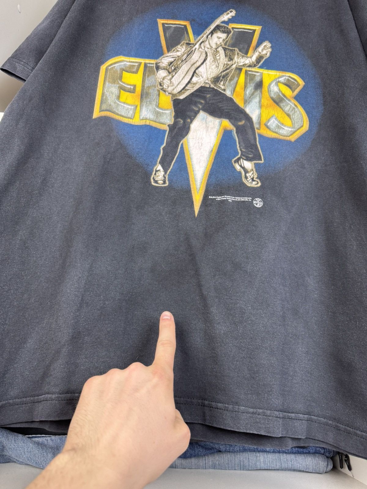 Band Tees Vintage 1998 Elvis Presley The King T-Shirt Size US XL / EU 56 / 4 - 17 Thumbnail