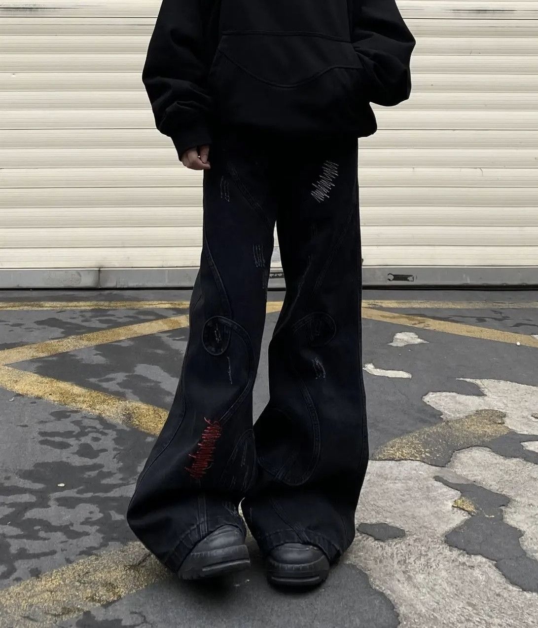 Jean Embroidered micro flared baggy jeans Size US 32 / EU 48 - 1 Thumbnail