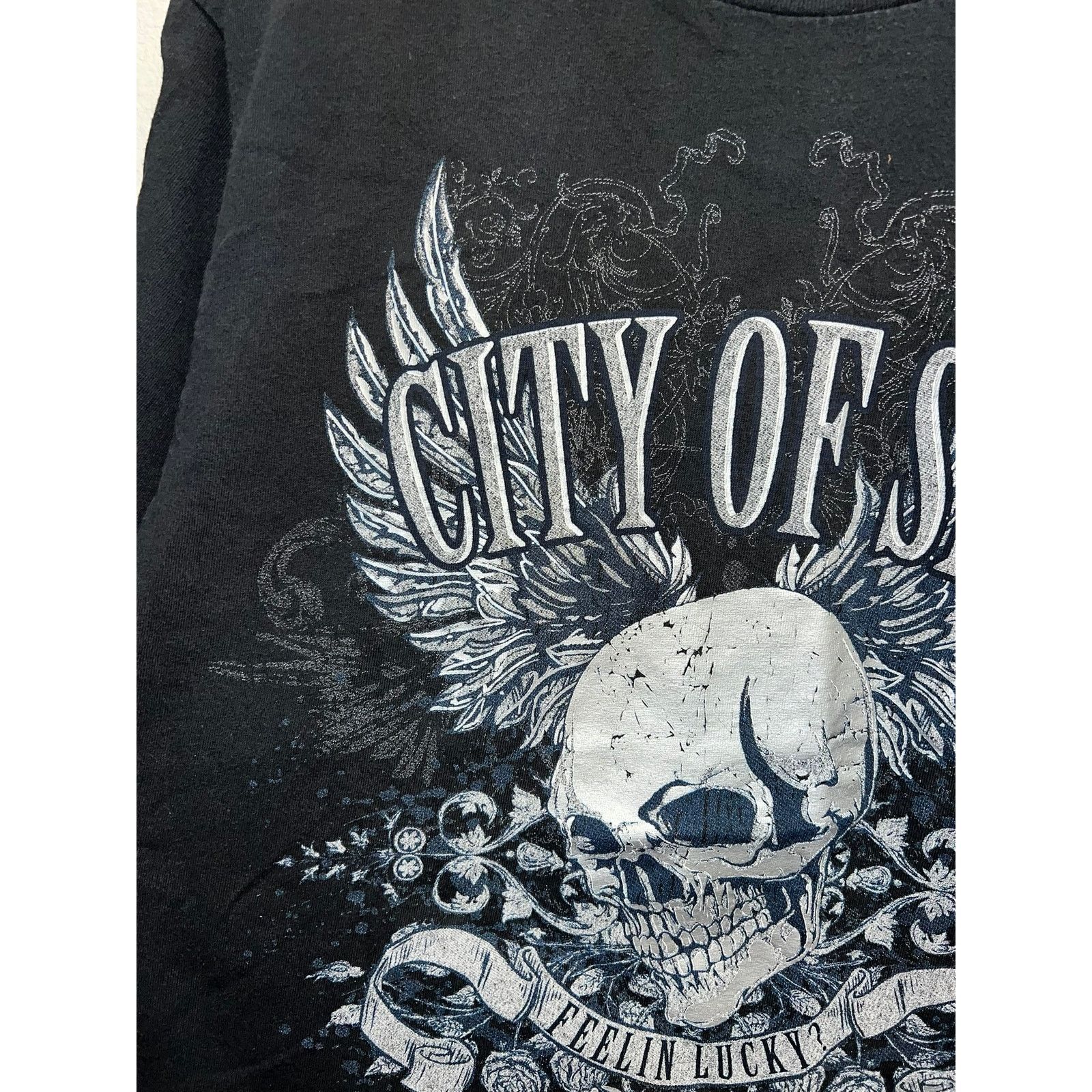 Vintage Y2K Las Vegas Shirt City Of Sin Feeling Lucky Skull Wings L Size US L / EU 52-54 / 3 - 3 Thumbnail
