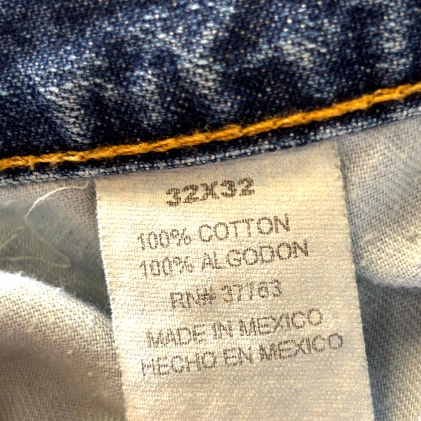 Dockers Dockers Jeans Mens 32x32 Blue Denim 100% Cotton Straight Leg Outdoor Streetwear Jeans Mens Blue 32x32 Vintage Size US 32 / EU 48 - 7 Thumbnail