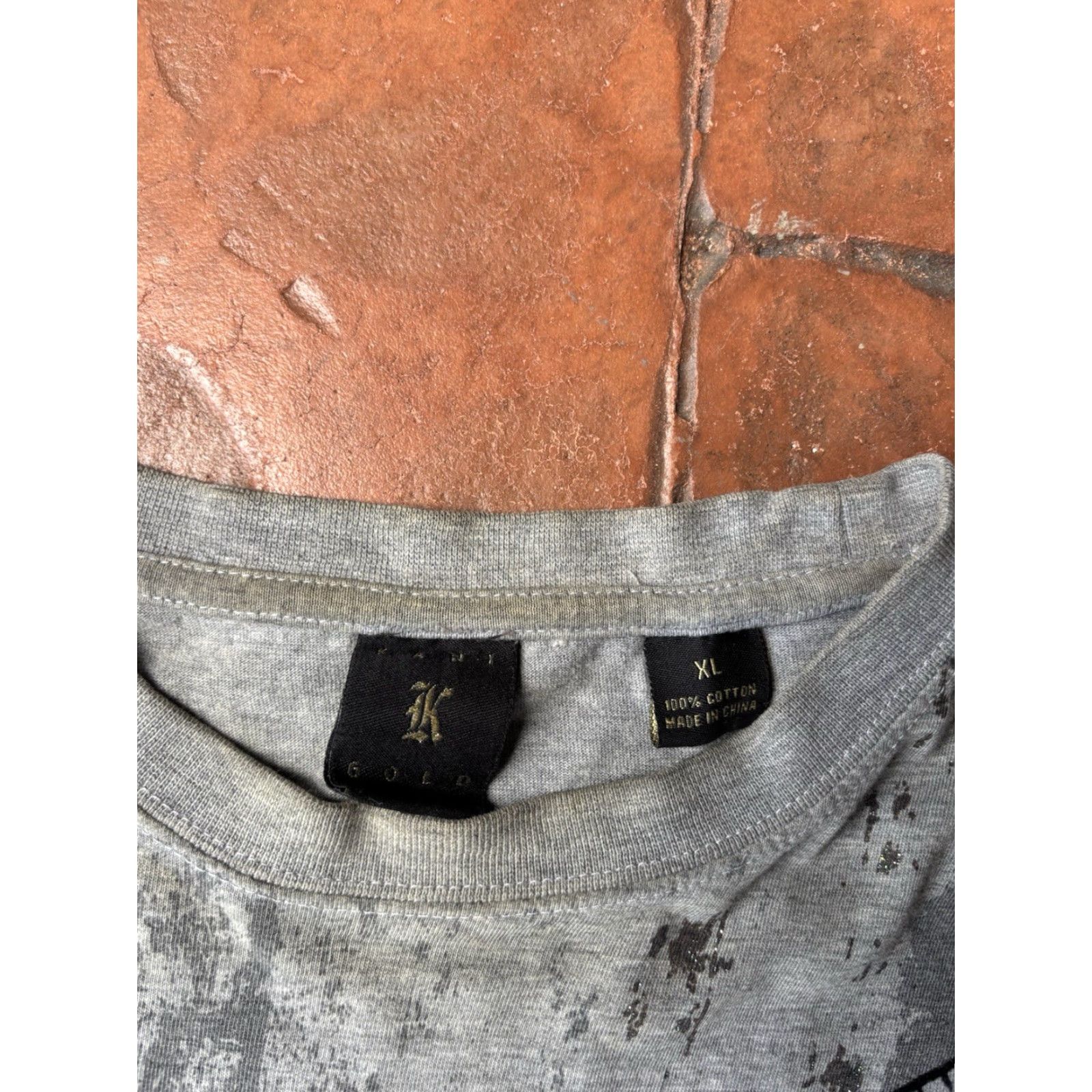 Karl Kani VINTAGE Karl Kani T-Shirt XL Gray Short Sleeve Crew Neck Graphic Print AOP Bird Grunge Hip-Hop Halloween Punk Rock Size US XL / EU 56 / 4 - 2 Thumbnail