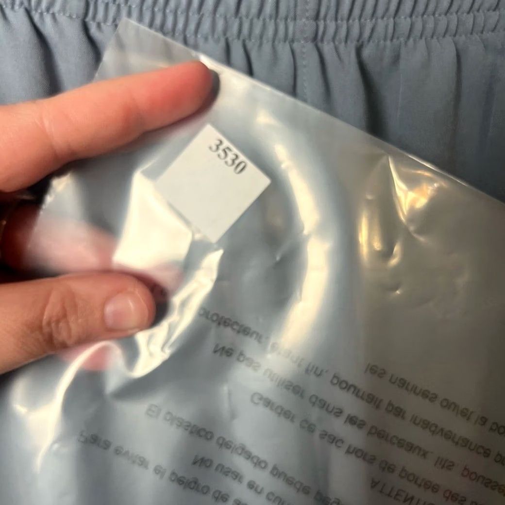 Under Armour Under Armour Men's Medium Gray Joggers Pants Size US 31 - 7 Thumbnail