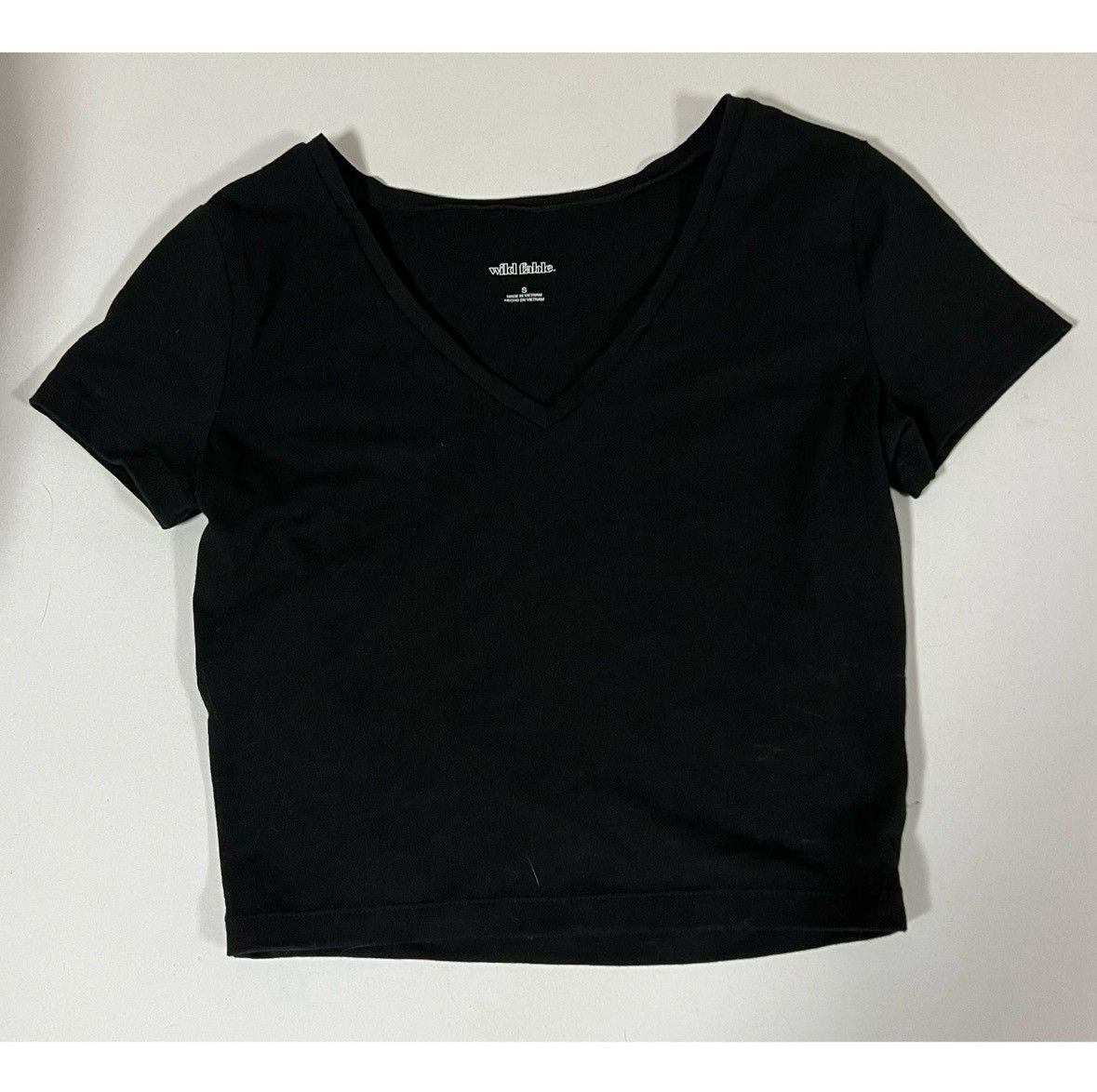 Wild Things Wild Fable Black Solid V-Neck T-Shirt Top Blouse Tee Size S🖤 Size S / US 4 / IT 40 - 1 Thumbnail