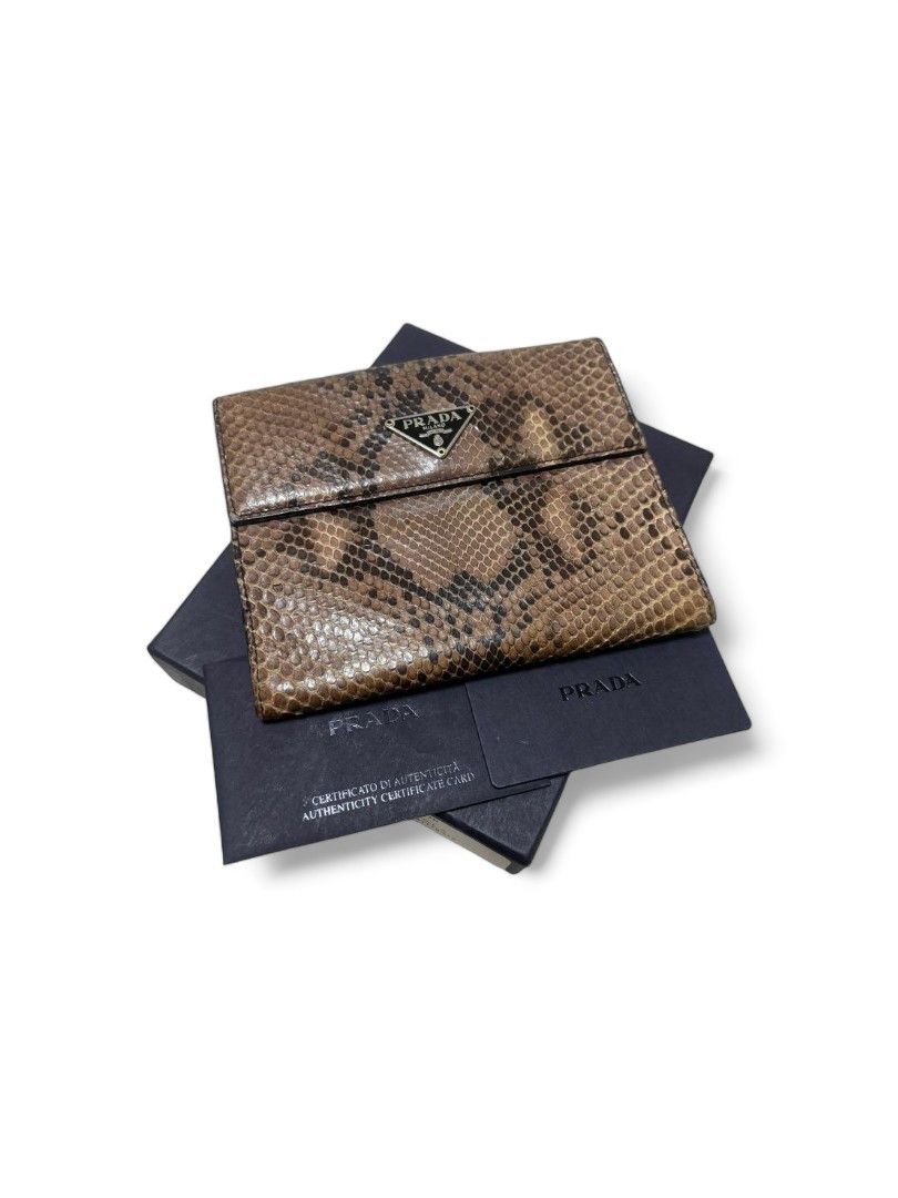 image of Prada - Leather Wallet Bifold Pattern Triangle Plate in Brown, Men's