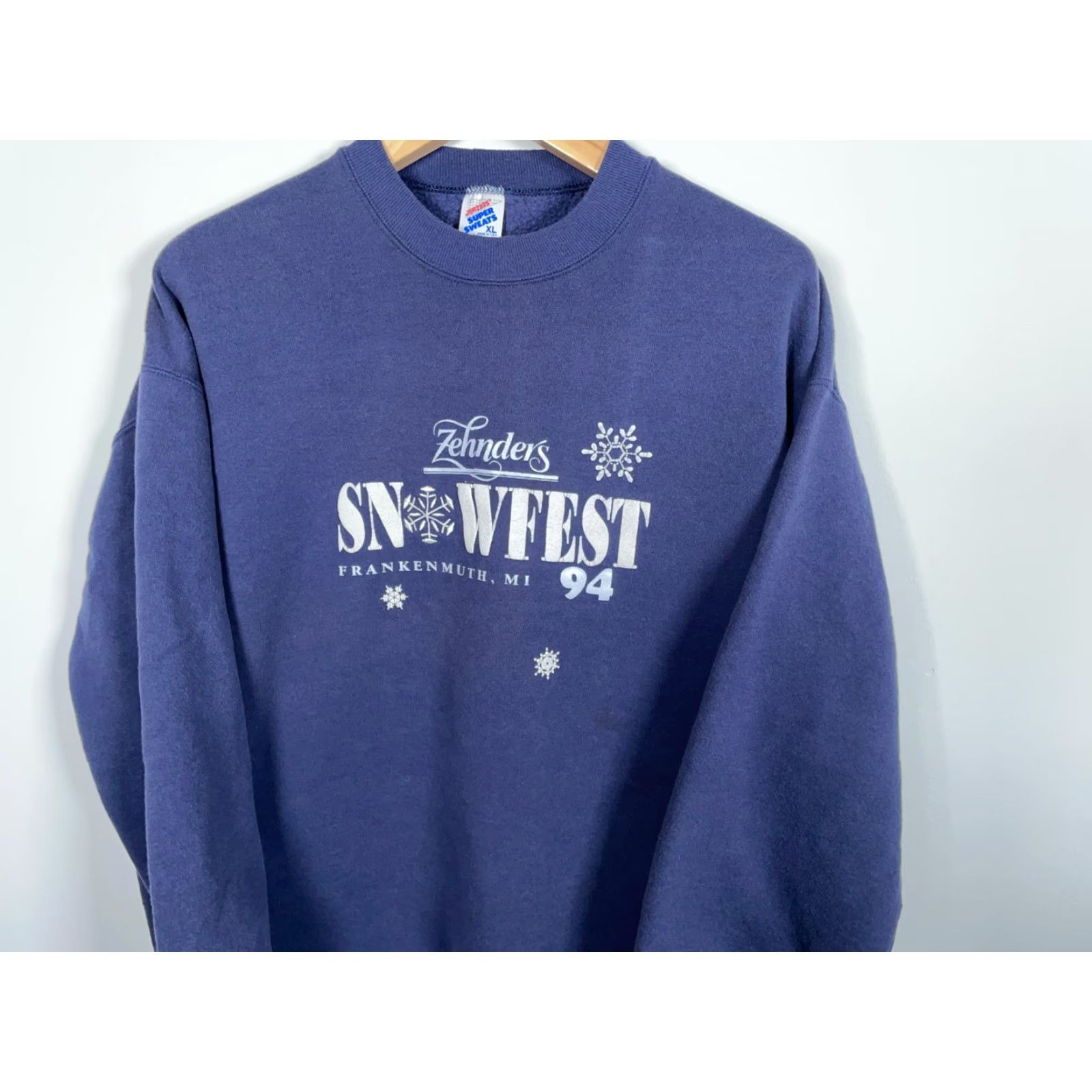 Jerzees 1994 Zehnder's Snowfest Sweatshirt Adult XL Blue Jerzees Frankenmuth Michigan Size US XL / EU 56 / 4 - 4 Thumbnail