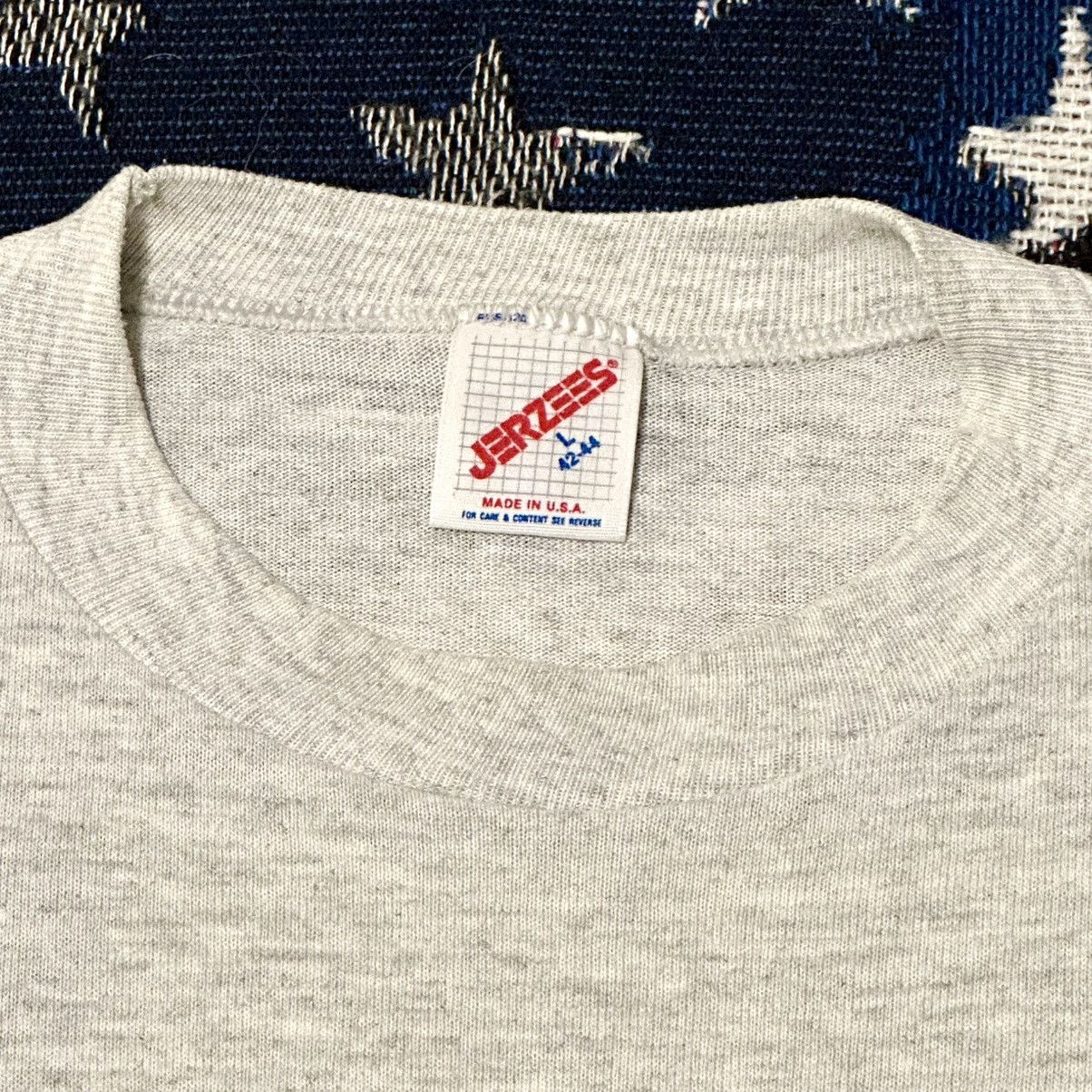 Chevrolet × Vintage 1992 - Mobil 1 - 1,000,000th Corvette TSHIRT Size US L / EU 52-54 / 3 - 3 Thumbnail