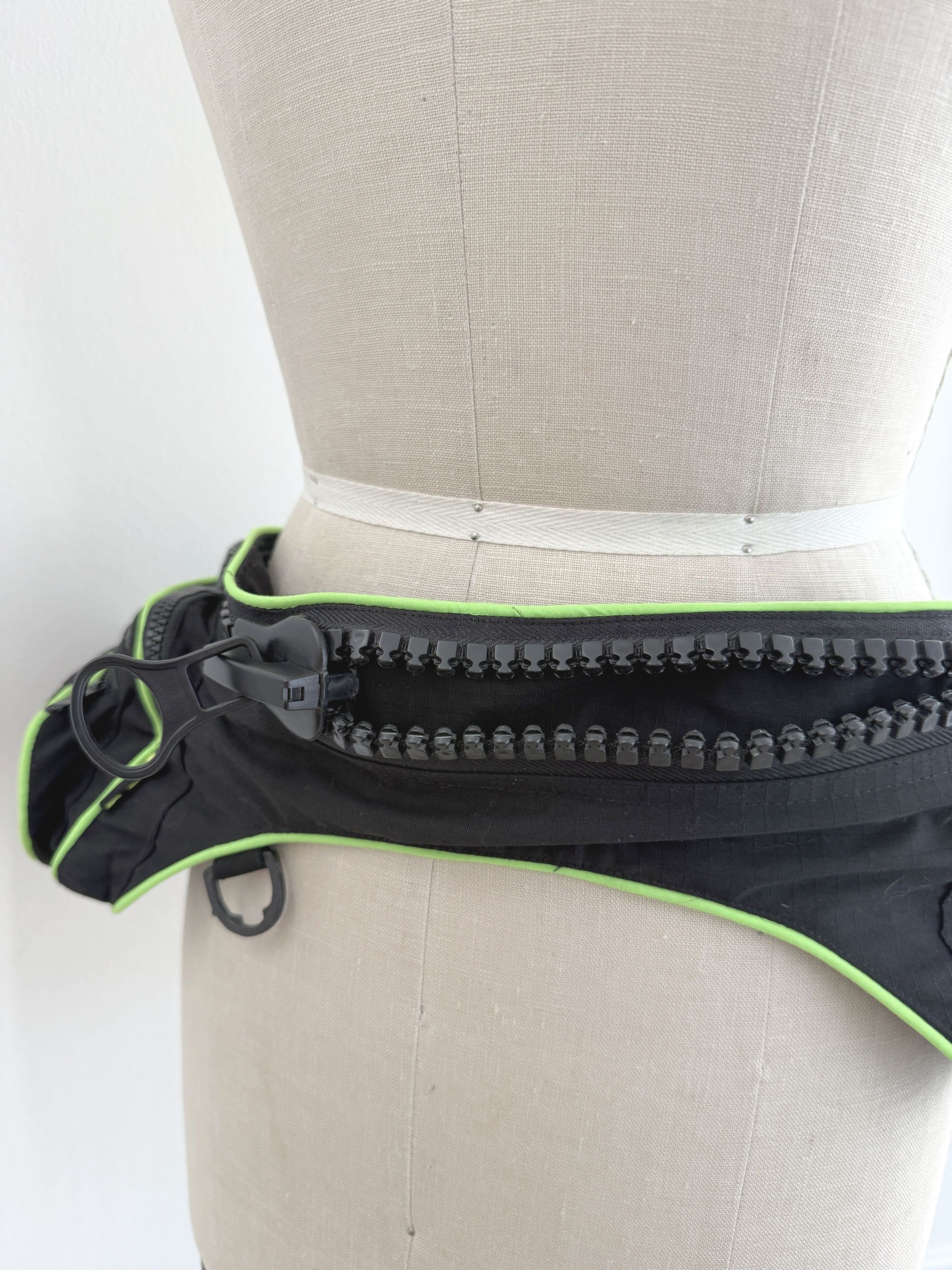 Vintage 90s Vintage Space Tribe fanny pack Size ONE SIZE - 5 Thumbnail
