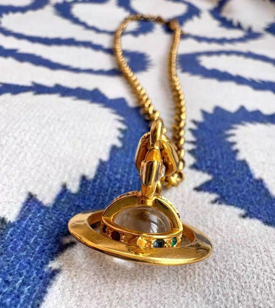 Vivienne Westwood Vivienne Westwood Gold Orb Necklace. Size ONE SIZE - 4 Thumbnail