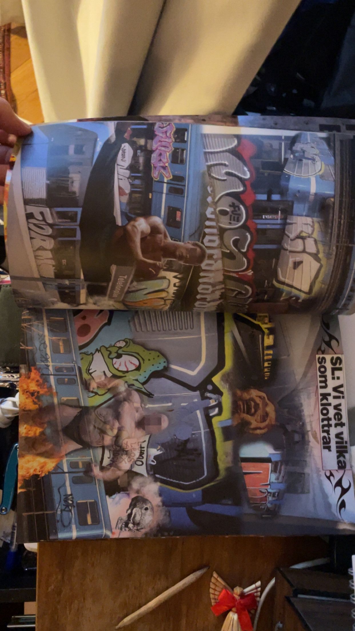 Drain Gang × Sad Boys Nörd Crew Mag Signed By Yung Lean and Varg2tm Size ONE SIZE - 3 Thumbnail