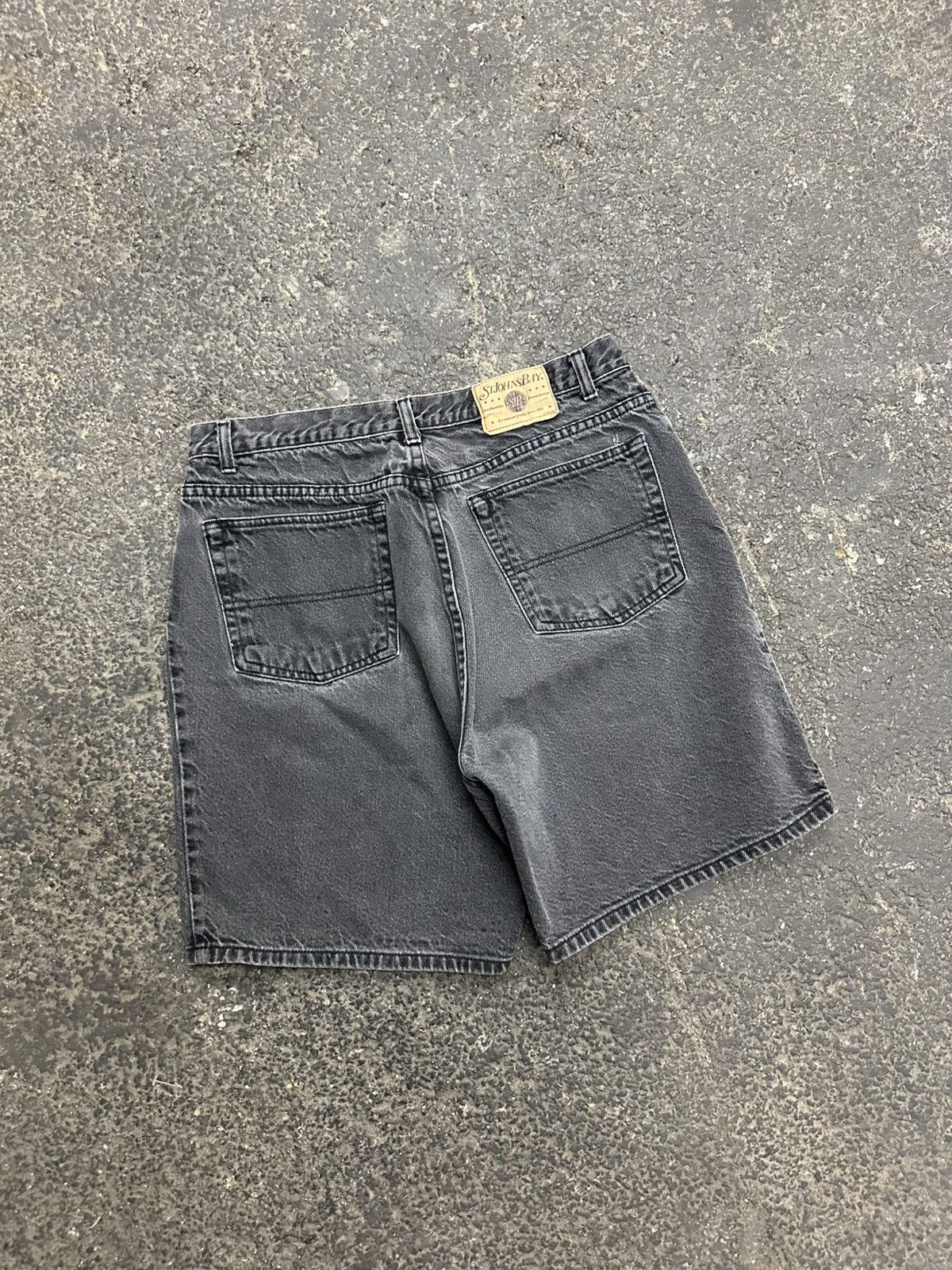 Vintage Y2K black baggy jorts Size US 35 - 2 Thumbnail