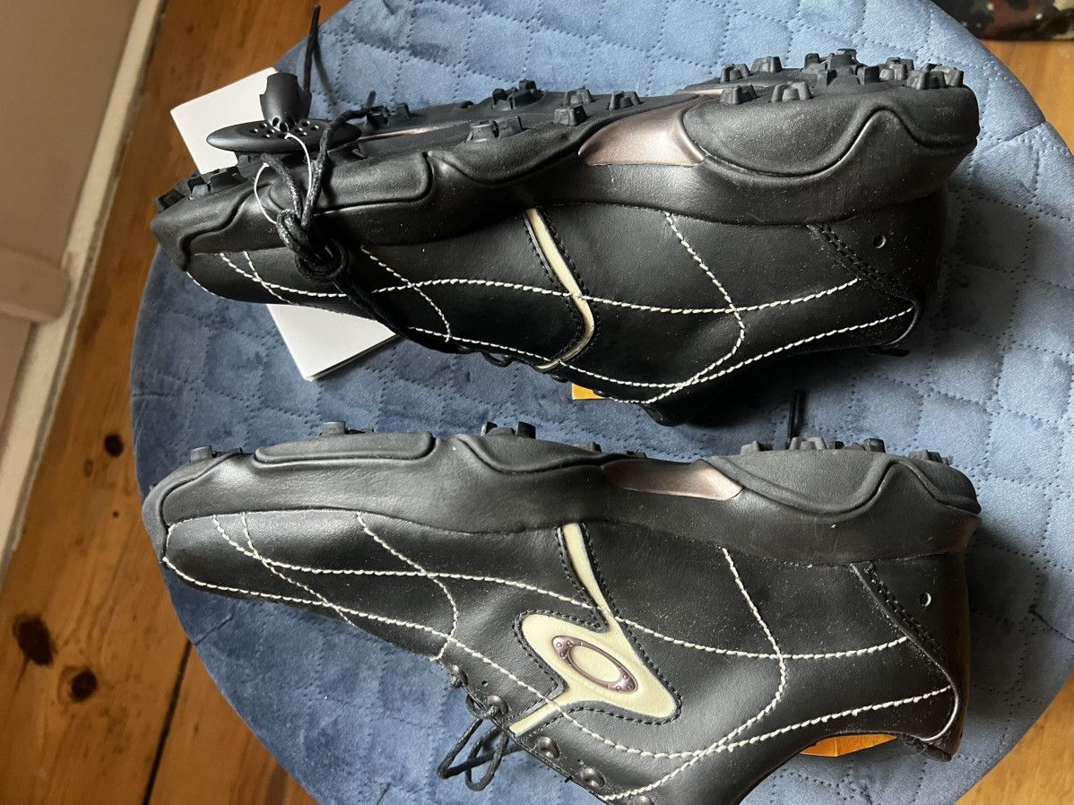 Oakley Oakley Bow Tye 2001 golf shoe new leather Size US 10 / EU 43 - 13 Thumbnail