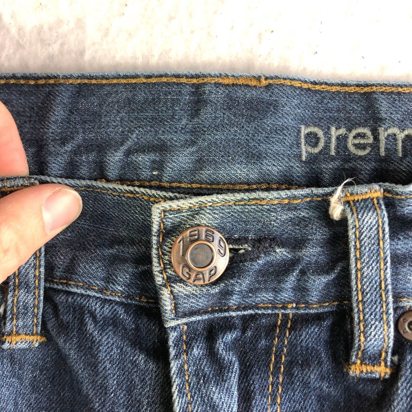 Gap Gap 1969 Jeans Men 34x32 Mid Rise Straight Blue Denim Casual Regular Rise Jeans Mens Size US 34 / EU 50 - 7 Thumbnail