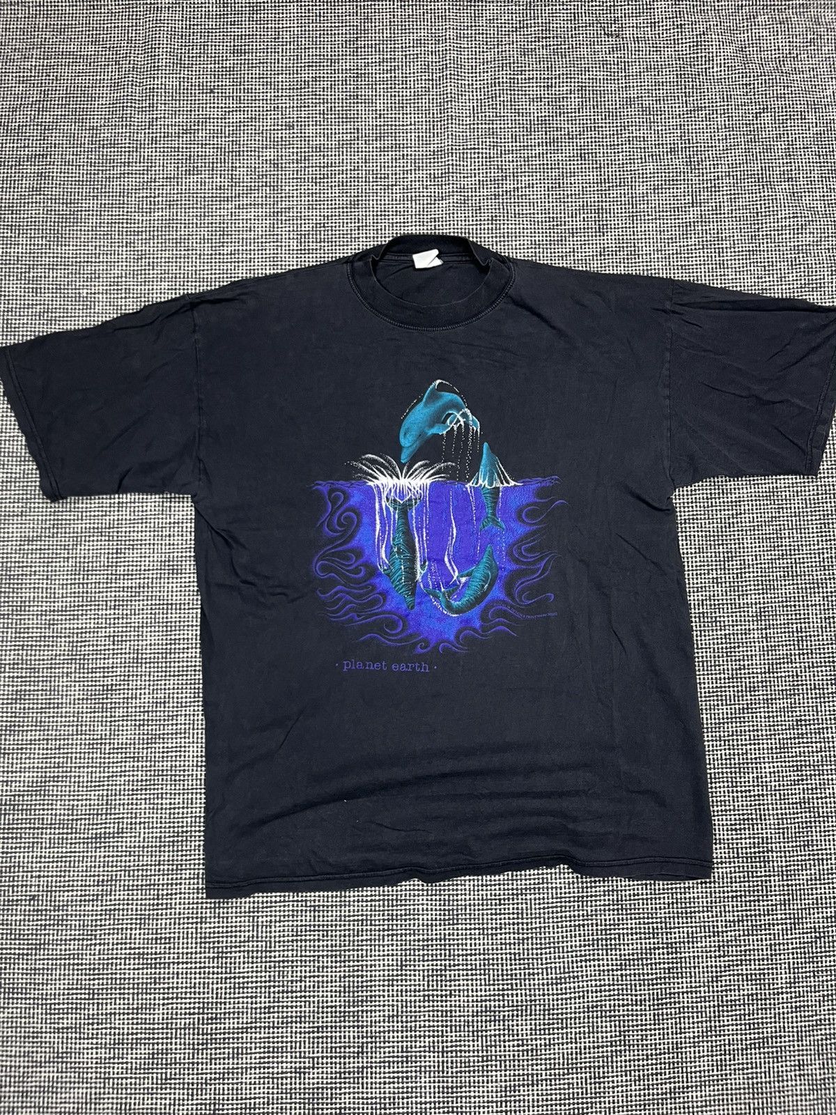 Vintage fader 90s oversized planet earth dolphin purple vaporwave t Size US XL / EU 56 / 4 - 3 Thumbnail