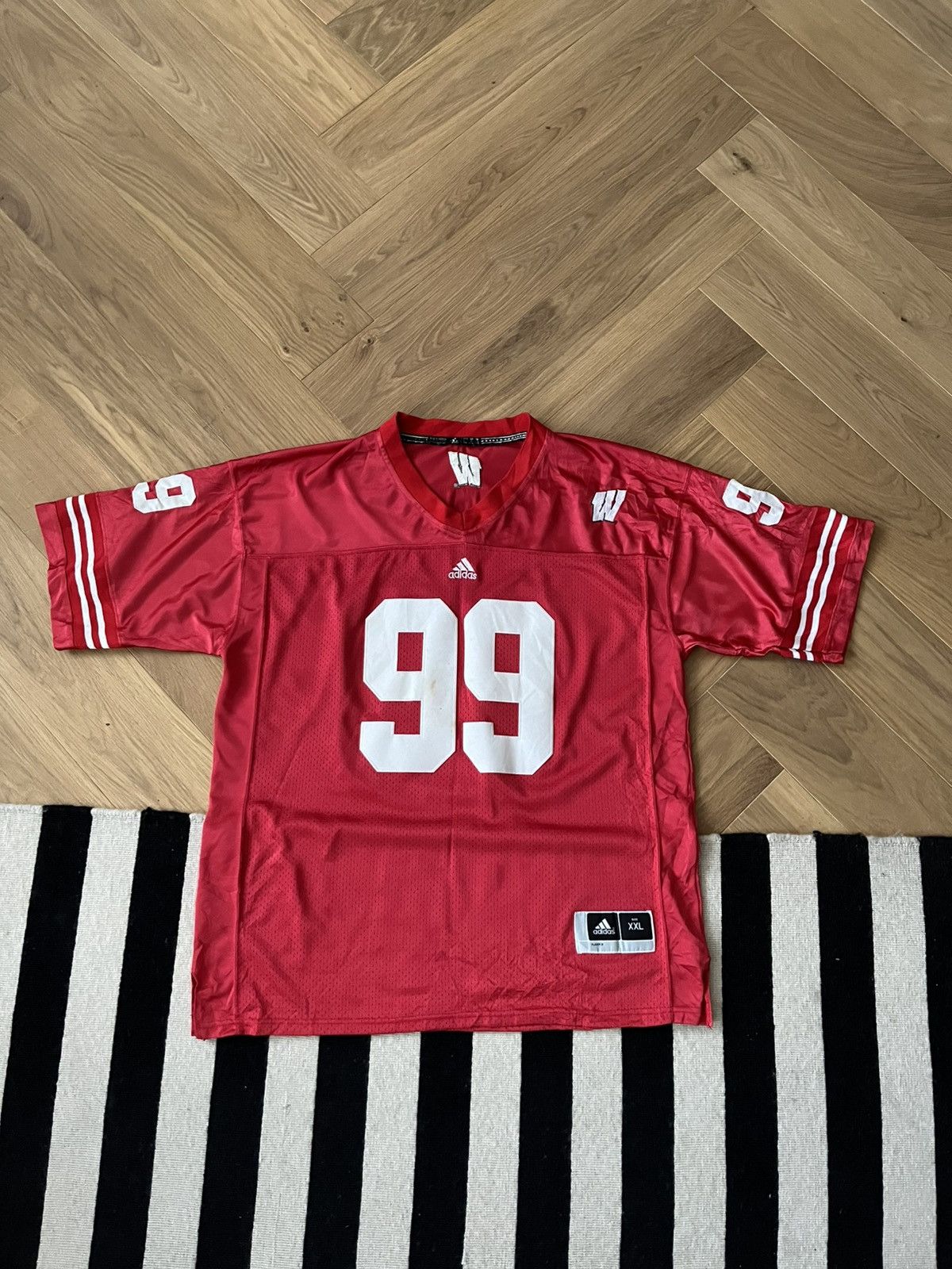 Adidas Wisconsin Badgers #99 J.J. Watt Adidas Replica Jersey Size US XXL / EU 58 / 5 - 1 Thumbnail