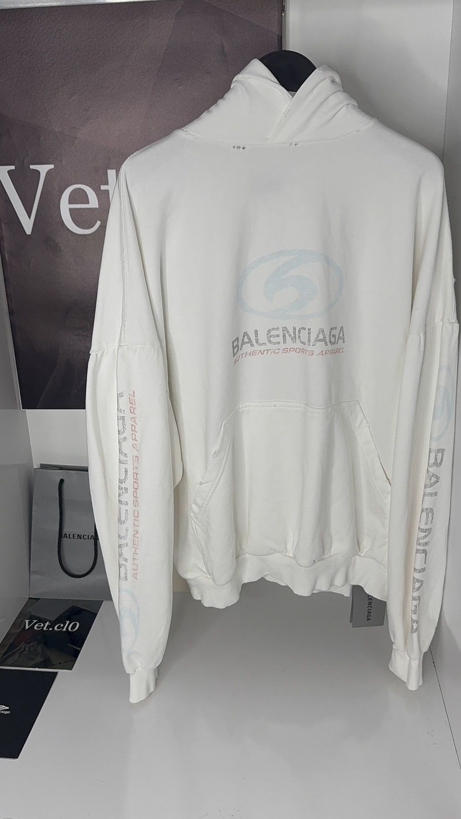 Balenciaga ✅ BALENCIAGA AUTHENTIC SPORTS APPAREL White hoodie Size US XS / EU 42 / 0 - 1 Thumbnail