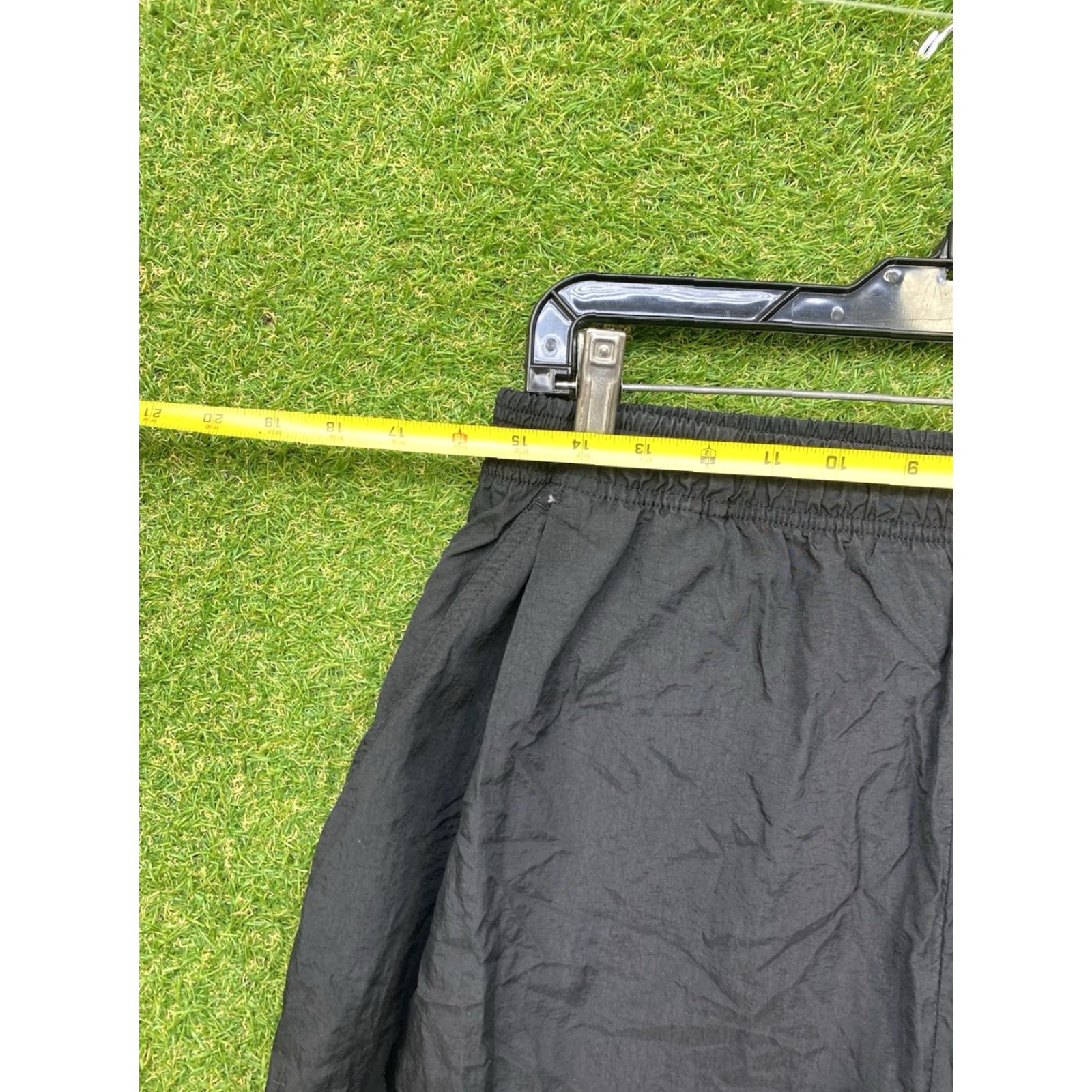 Nike Nike Sweatpants Mens XL Trackpants Y2K Ankle Zip Lightweight Black 32x32 Sport Size 40" / US 18 - 6 Thumbnail