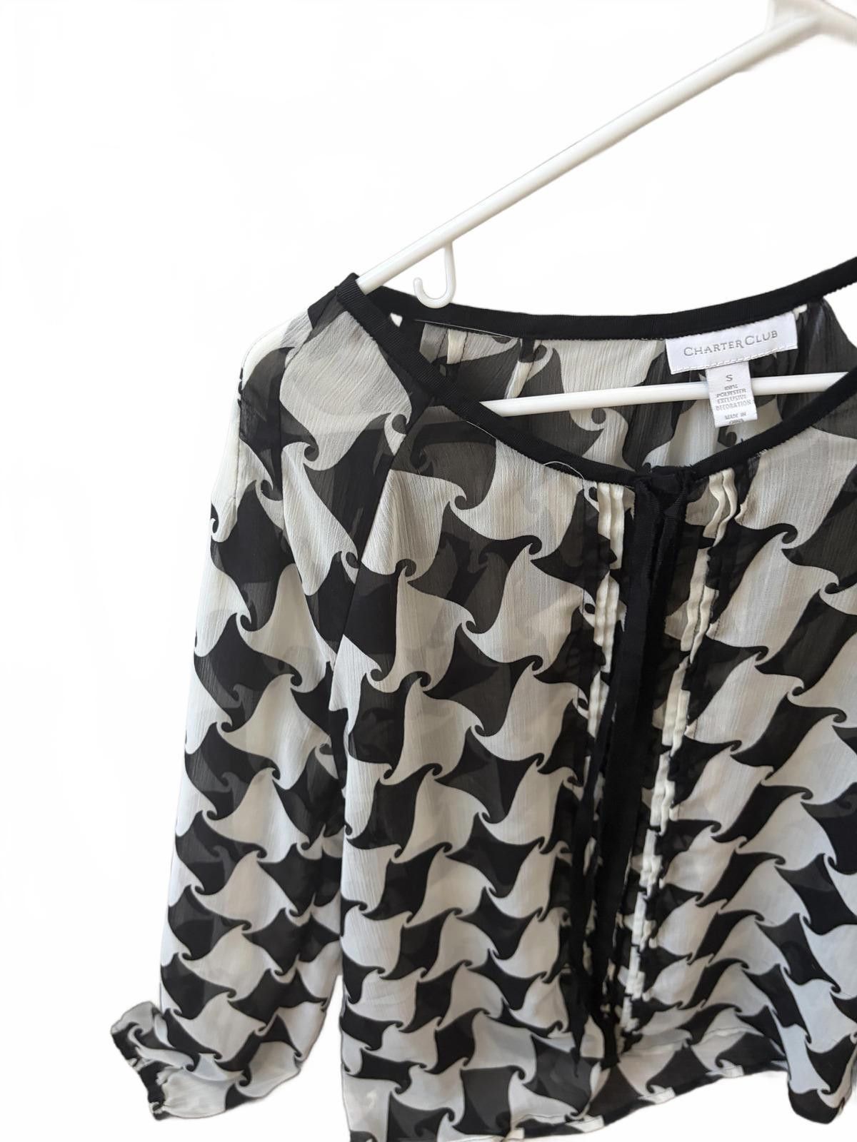 Charter Club Charter Club Black and White Patterned Sheer Blouse Size S Size S / US 4 / IT 40 - 2 Thumbnail