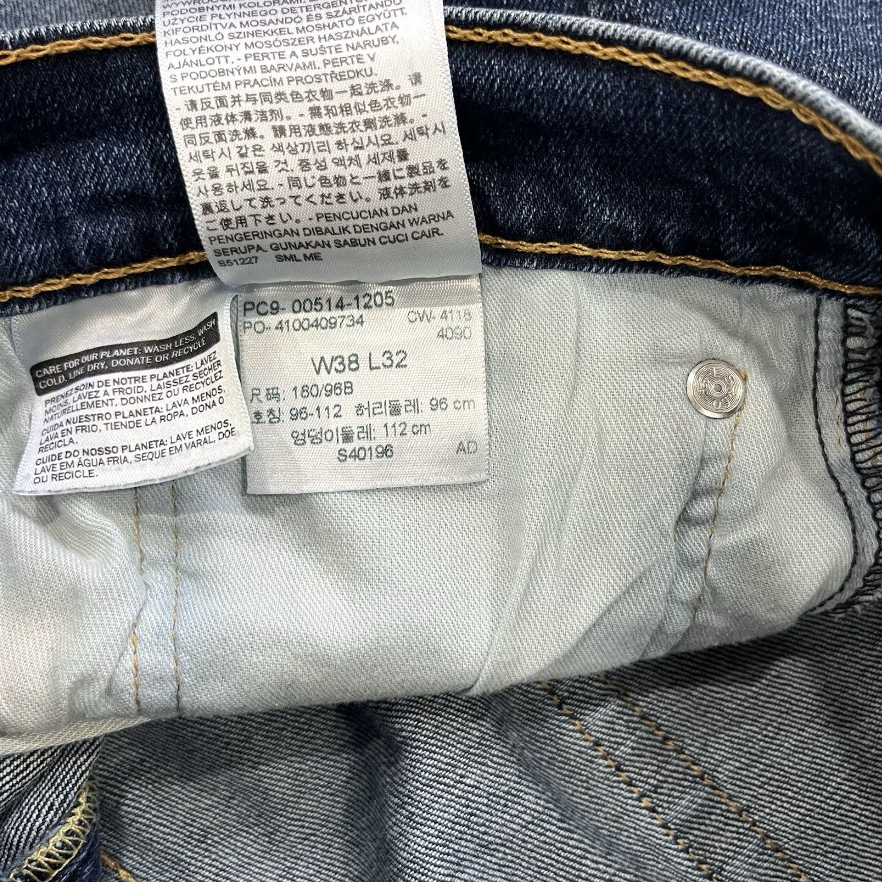 Levi's Levi's 514 Jeans Mens 38x32 Blue Denim Straight Regular 5-Pocket Medium Wash Size US 38 / EU 54 - 3 Thumbnail