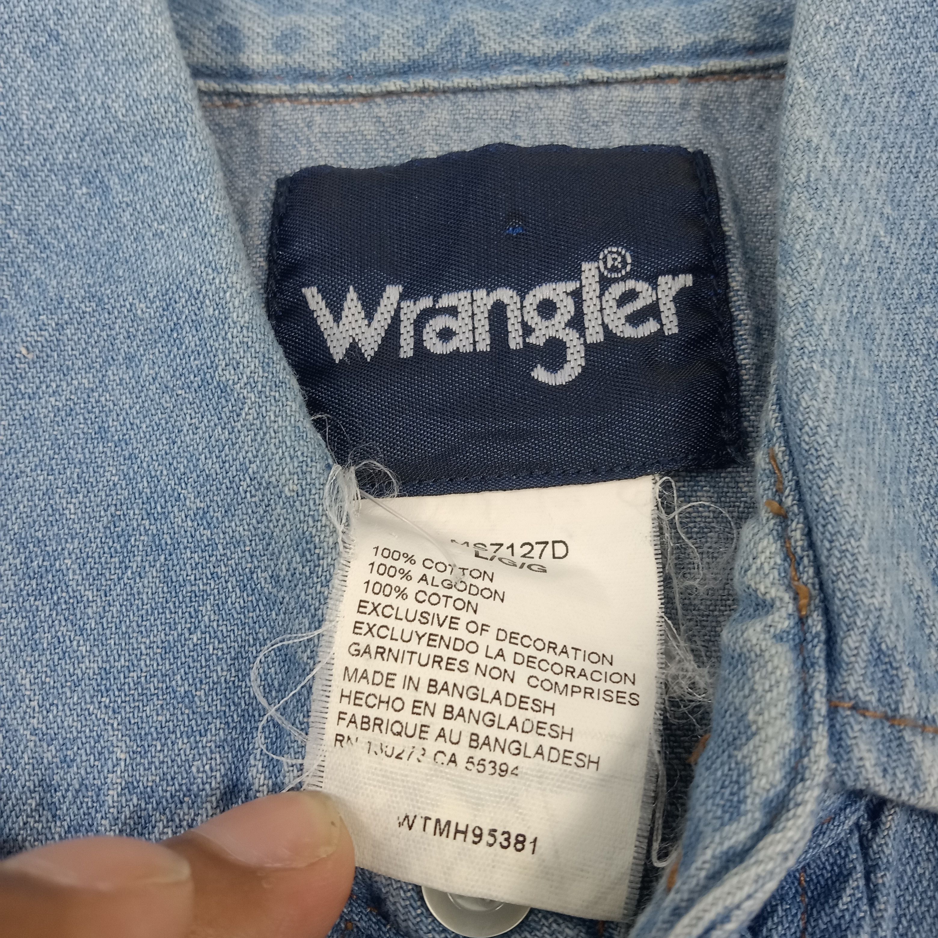 Vintage × Wrangler Wrangler American Denim Style Long Sleeve Shirt Size US L / EU 52-54 / 3 - 3 Thumbnail