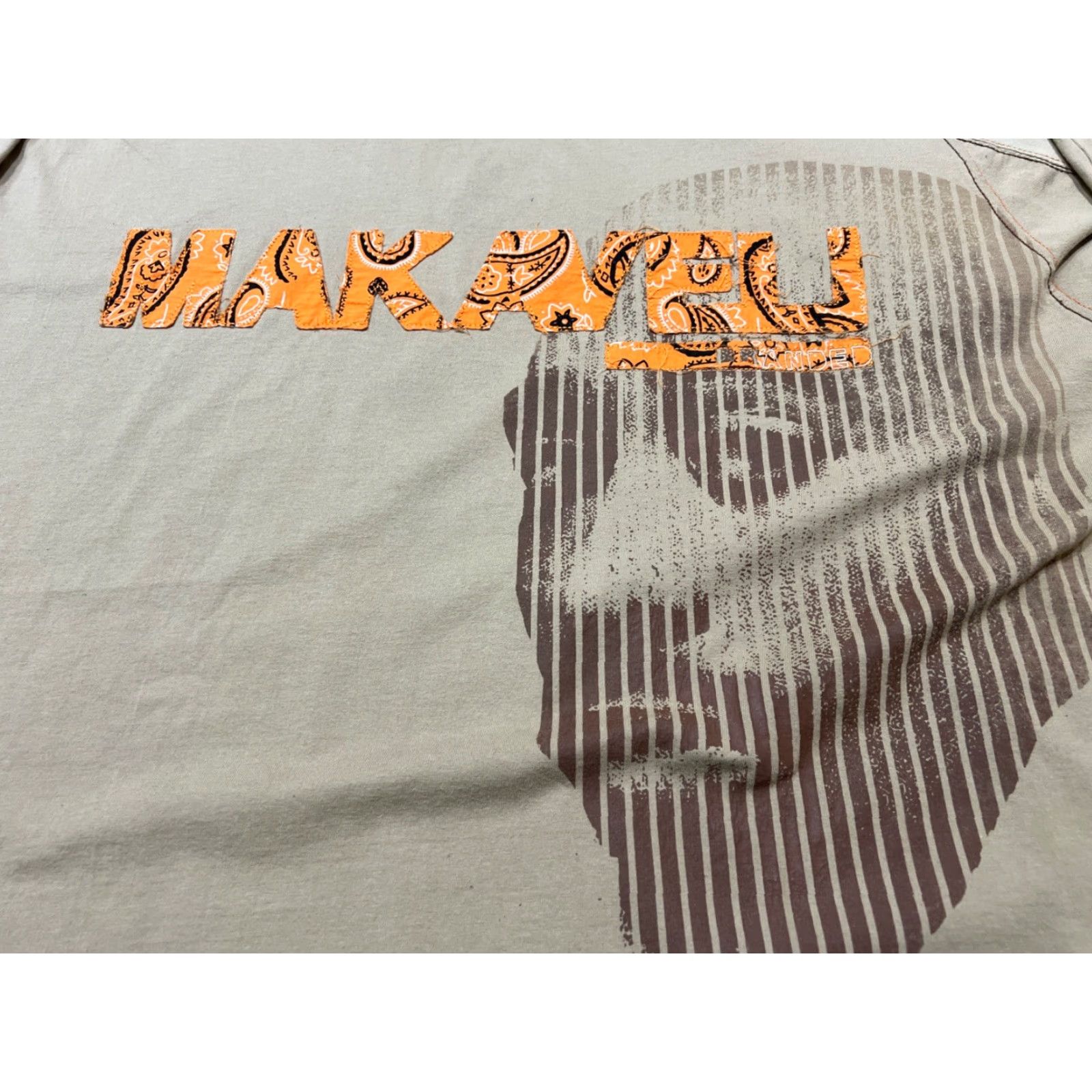 Vintage VINTAGE Makaveli Tupac T Shirt Long Sleeve Raglan 2XL Beige Hip Hop 90s 2000s Mens Size US XXL / EU 58 / 5 - 4 Thumbnail