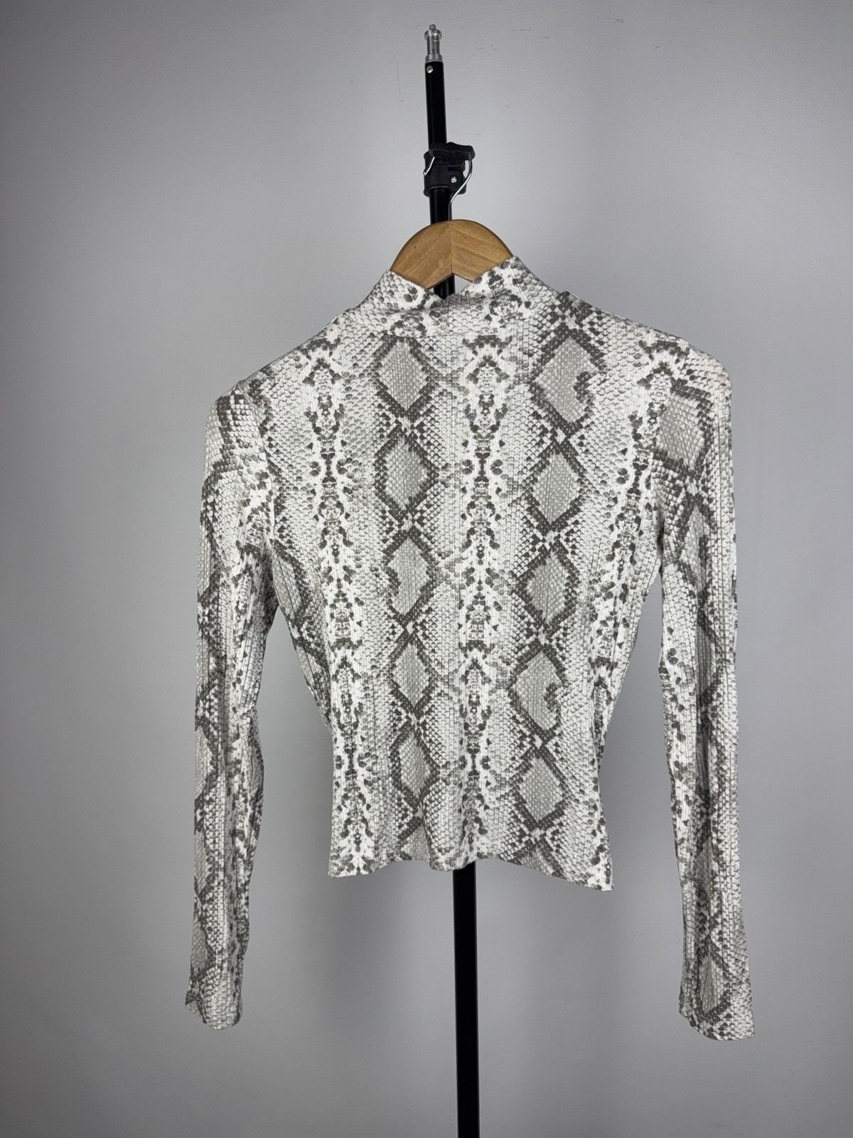 Japanese Brand Avant Garde Snake 90s Designer Japanese JPG style Mesh Y2K Size S / US 4 / IT 40 - 4 Thumbnail