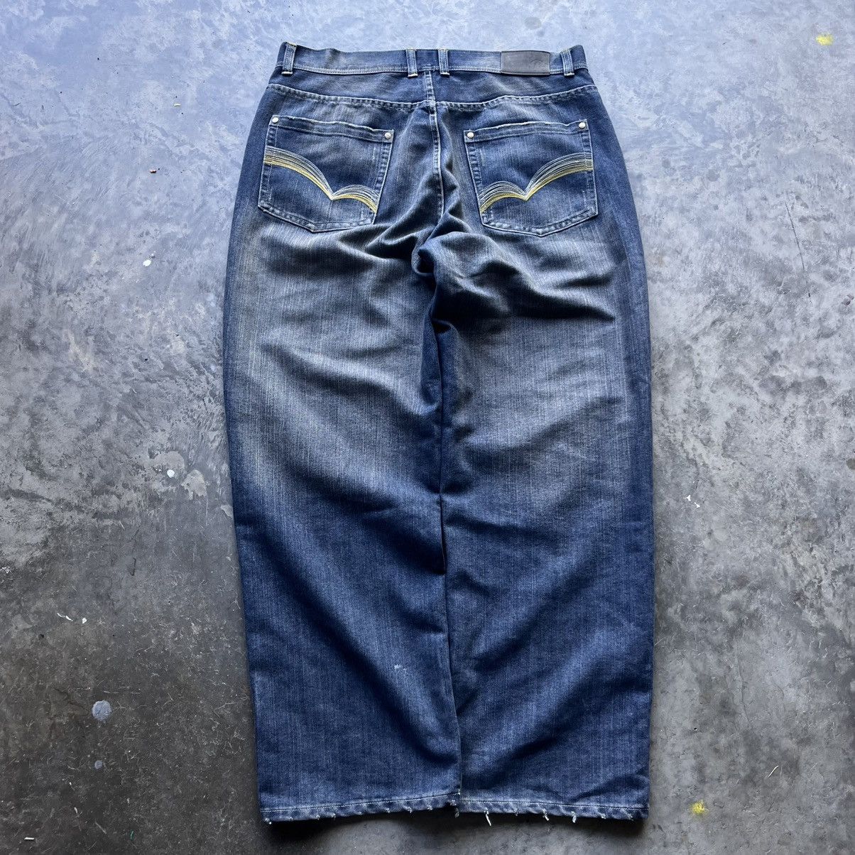 Japanese Brand × Vintage Crazy Y2K Baggy BC Jeans Washed Denim Embroidered Pockets Size US 38 / EU 54 - 1 Thumbnail