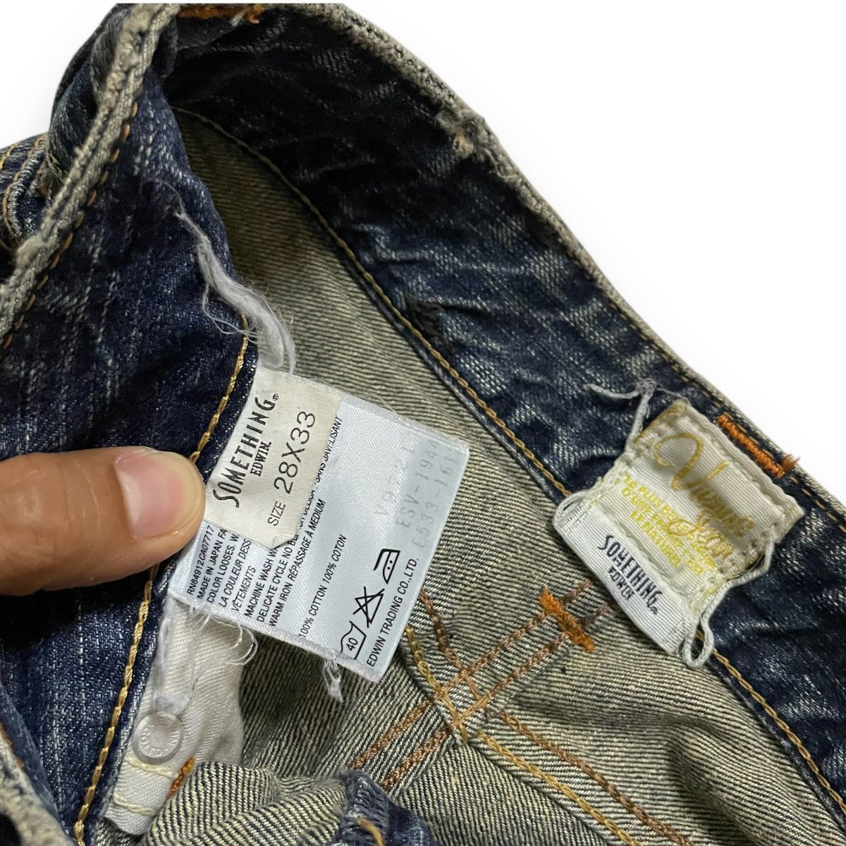 Le Grande Bleu (L.G.B.) ORIGINAL VINTAGE VEAGUS EDWIN FLARED JAPAN DENIM (28×39) Size US 28 / EU 44 - 6 Thumbnail