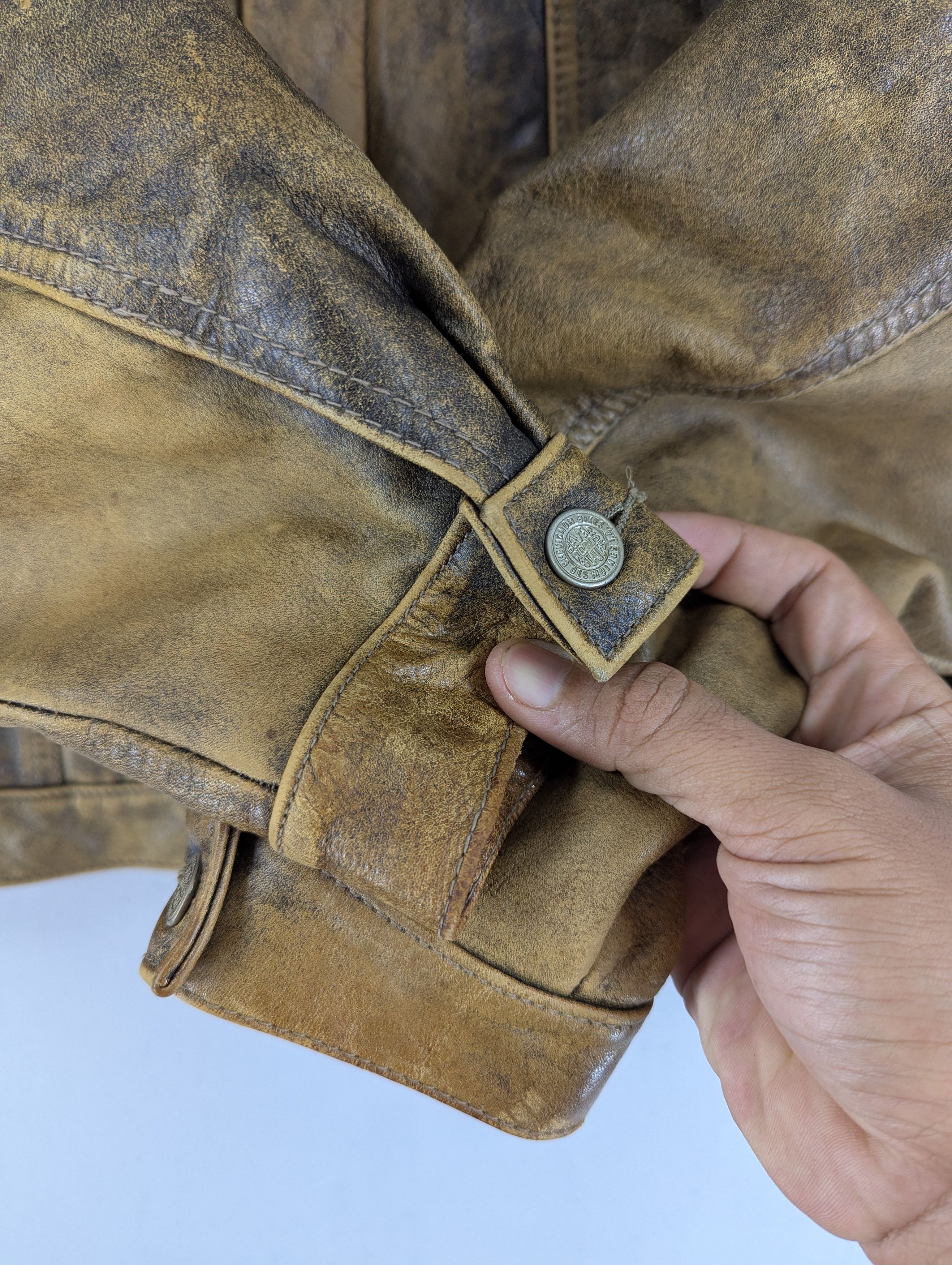 Chevignon Vintage 80s W.R.D Chevignon Patina Distressed Leather Jacket Size US L / EU 52-54 / 3 - 8 Thumbnail
