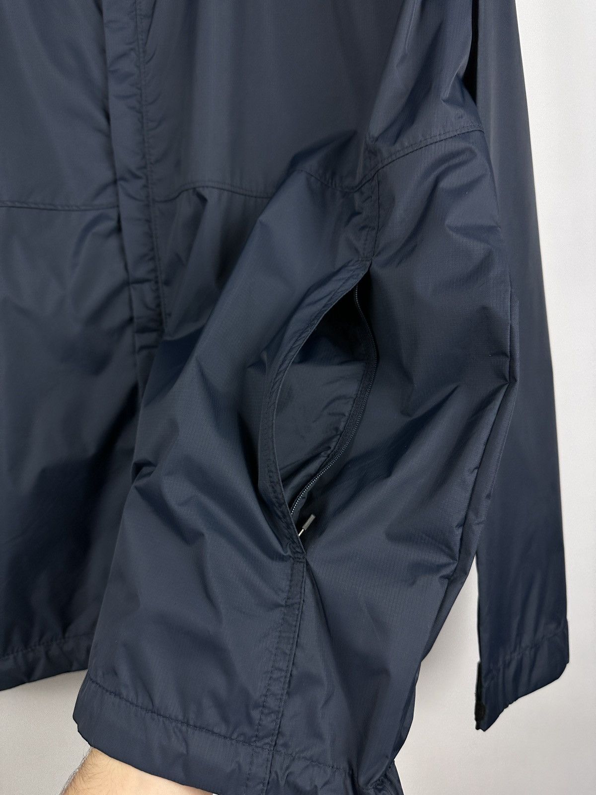 Nike × Vintage Vintage Y2K Nike Swoosh Waterproof Jacket Size US L / EU 52-54 / 3 - 5 Thumbnail