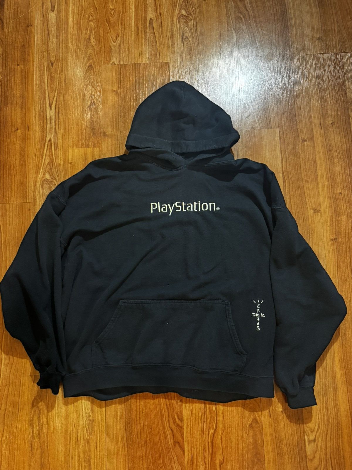 Playstation × Travis Scott Travis Scott x Playstation Motherboard Hoodie RARE size XL Size US XL / EU 56 / 4 - 1 Thumbnail